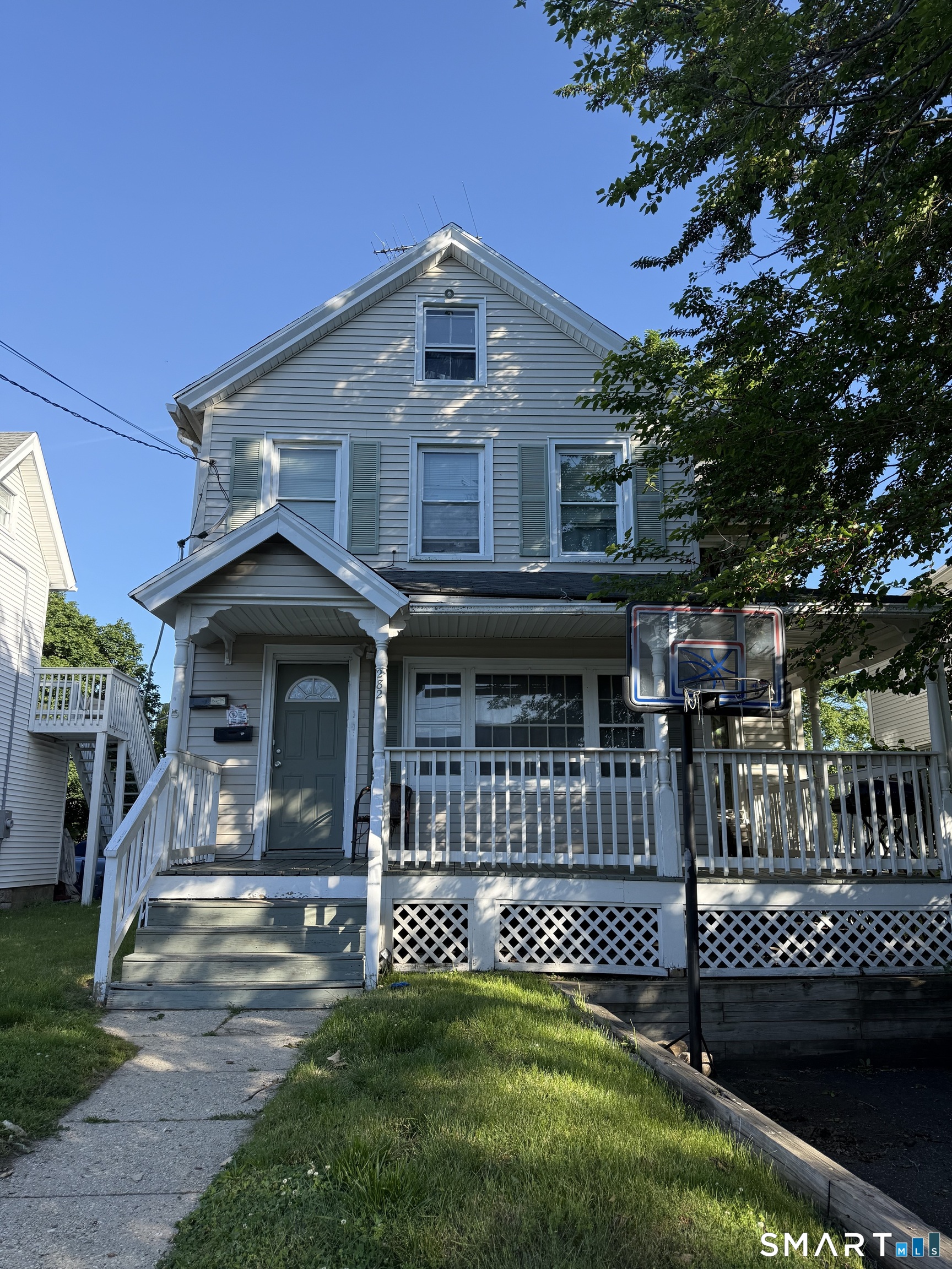 282 East Avenue, Norwalk, CT 06855 | For Sale at $899,000