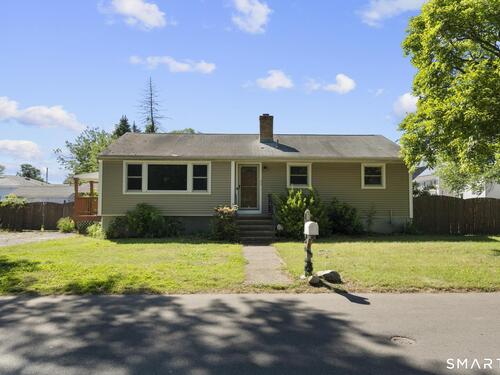  single family home for sale located at 215 Wellington Street, Stratford, CT 06615