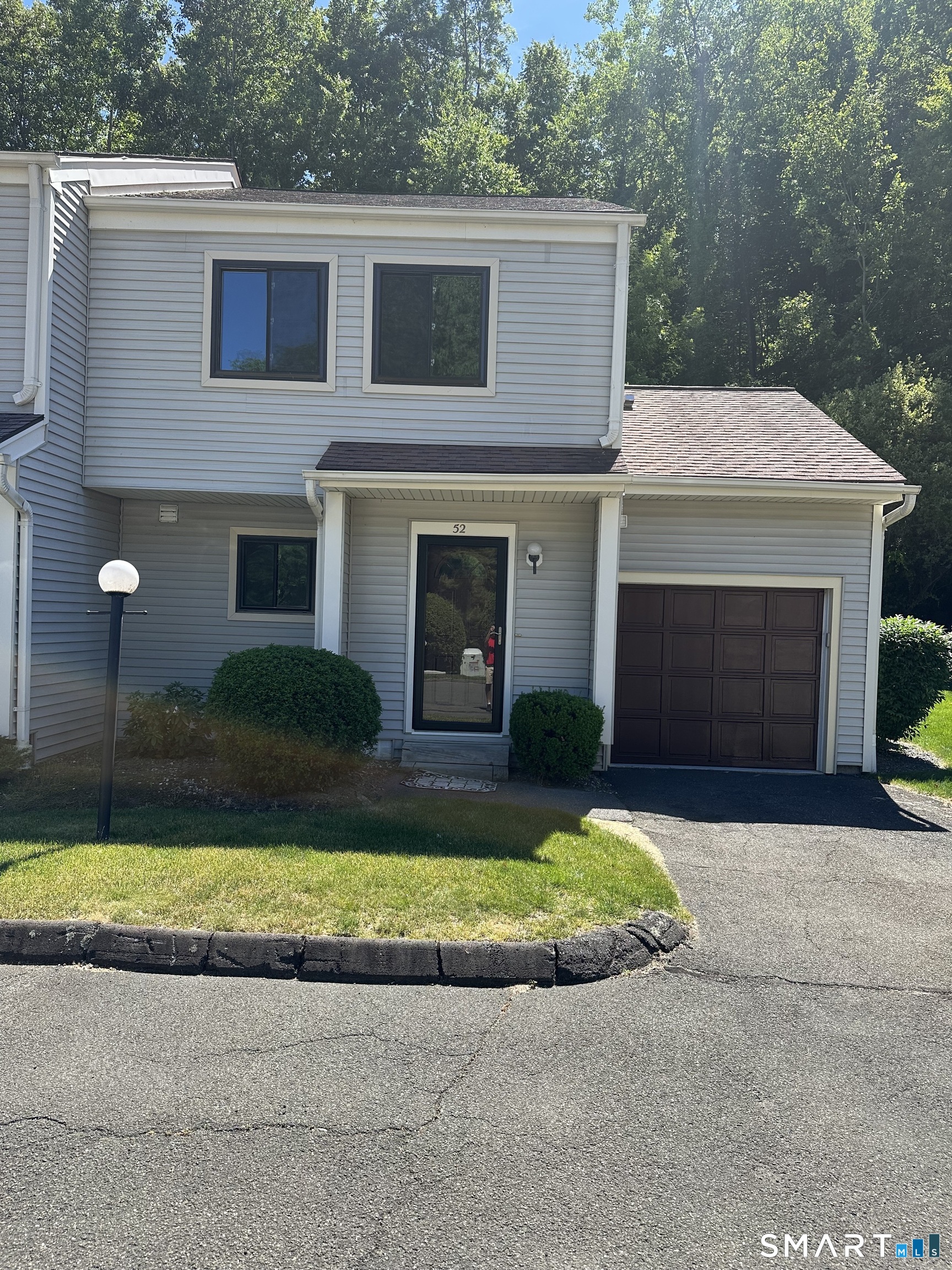 52 Deer Run, 52, Bethel, CT 06801 | For Sale at $389,000