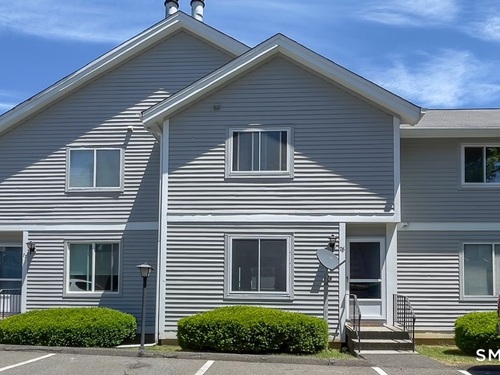  townhouse condo for sale located at 151 Shelter Rock Road, 76, Danbury, CT 06810