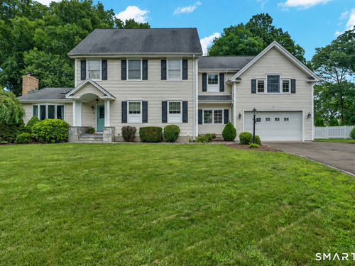  single family home for sale located at 10 Westwood Road, Trumbull, CT 06611