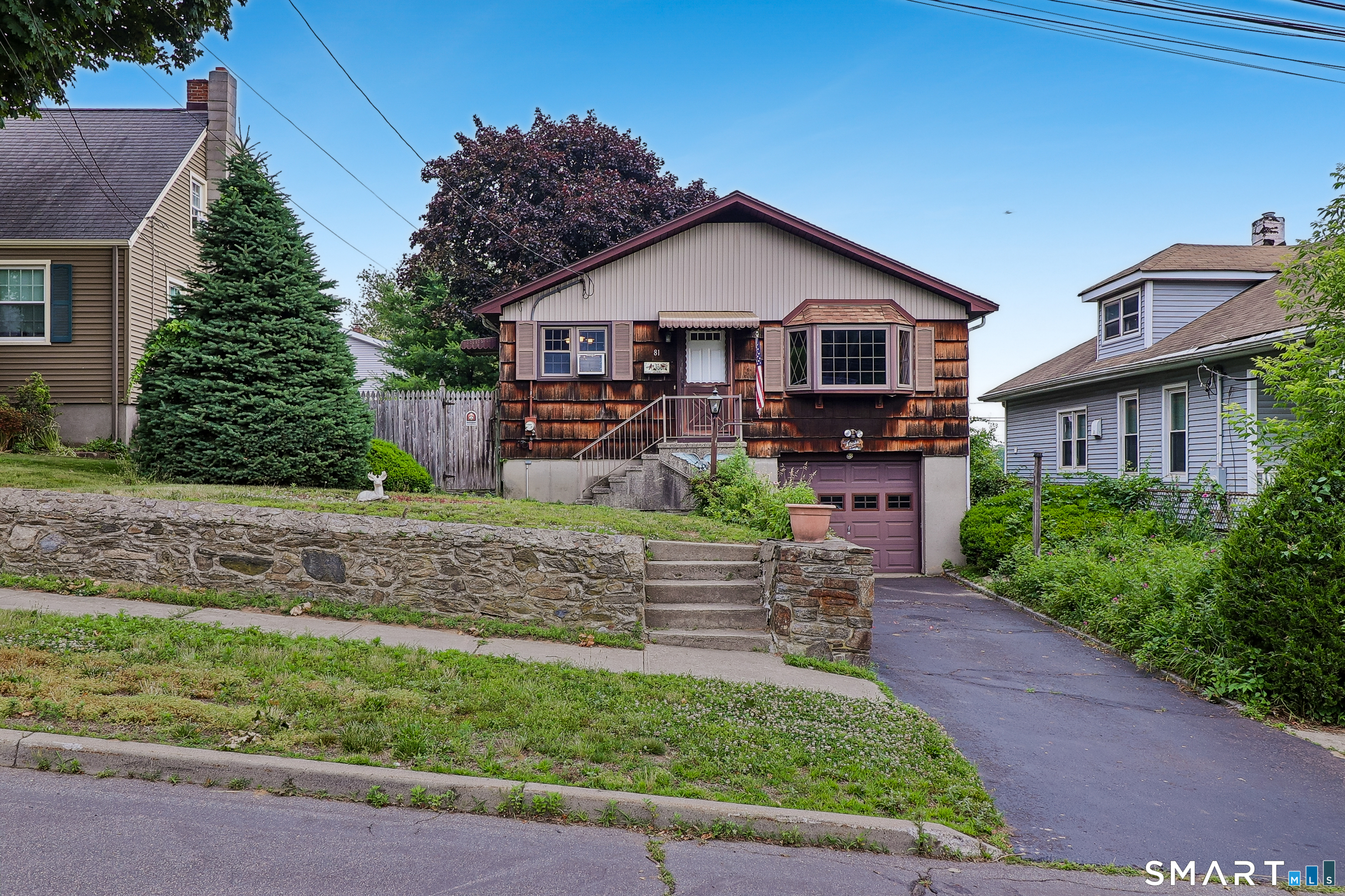 81 Shoreham Terrace, Fairfield, CT 06824 | For Sale at $599,000
