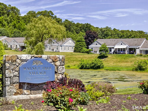  condo home for sale located at 128 Louis Hill Road, 128, Newtown, CT 06482