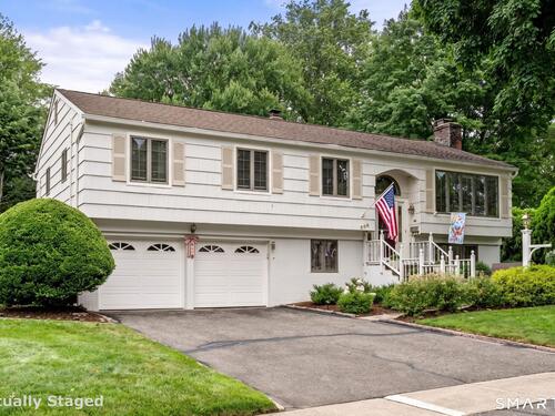  single family home for sale located at 208 Sigwin Drive, Fairfield, CT 06824