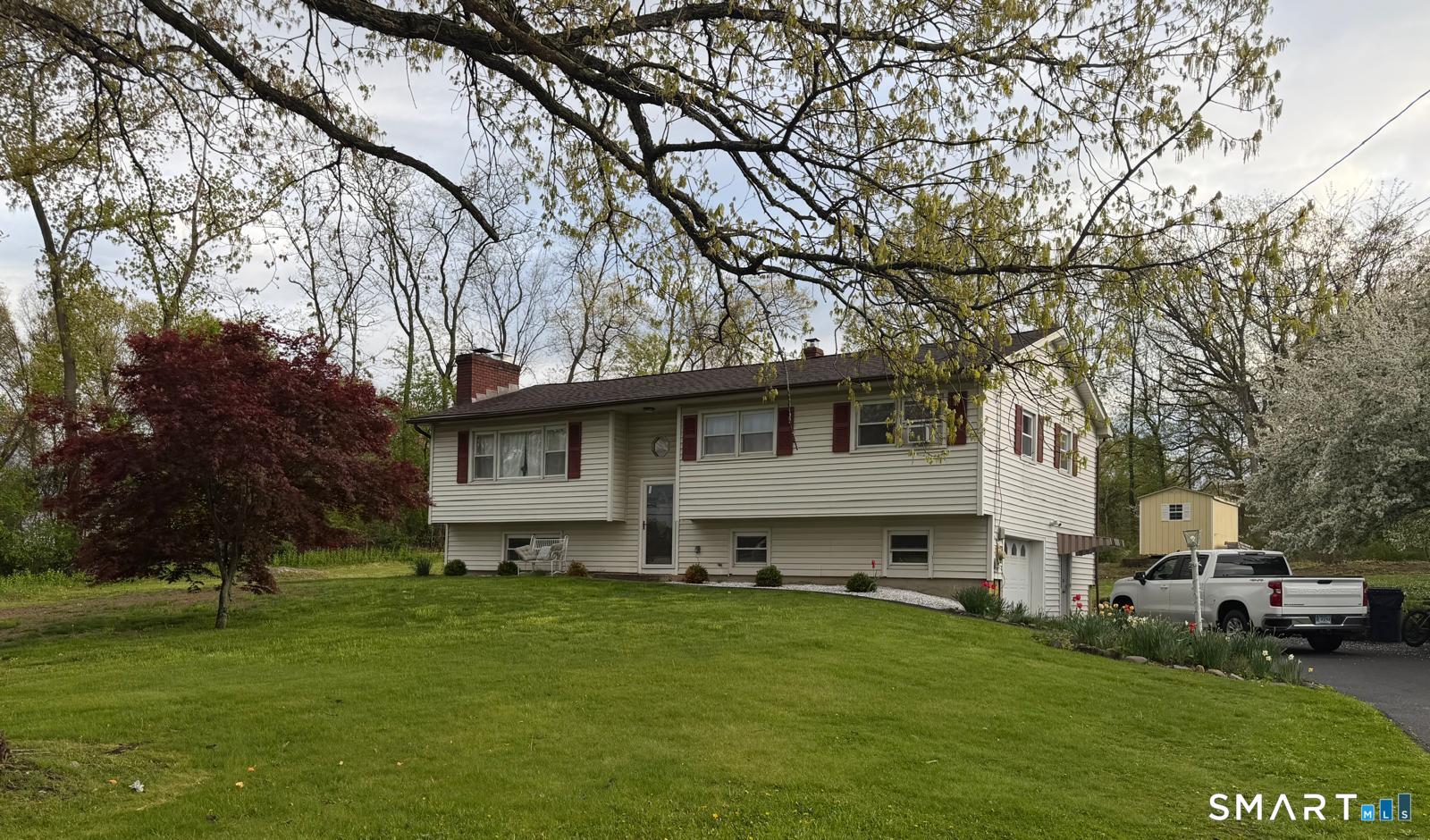 7 Rogers Drive, Danbury, CT 06810 | For Sale at $484,900