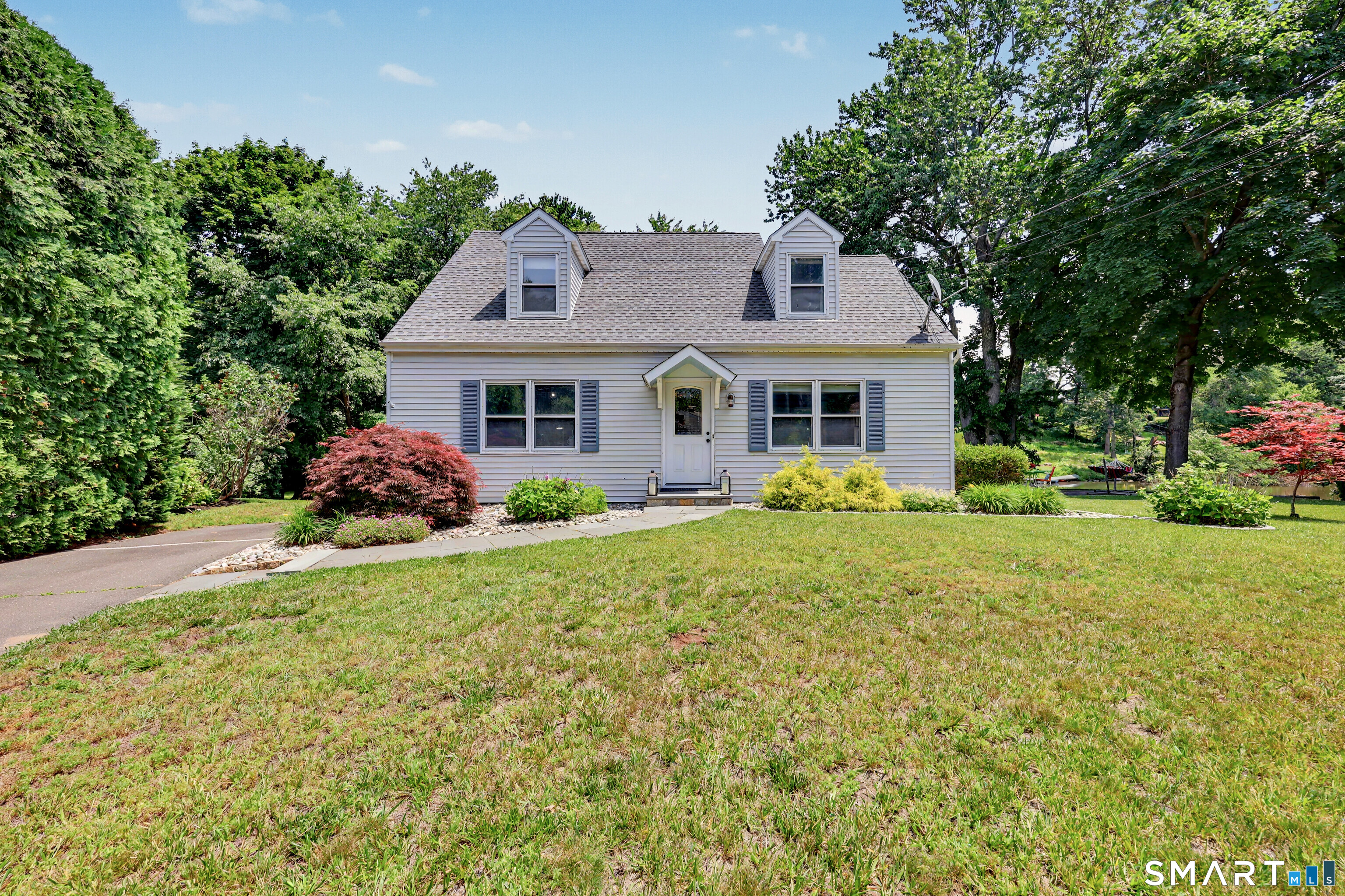 8 Apple Blossom Lane, Danbury, CT 06811 | For Sale at $525,000