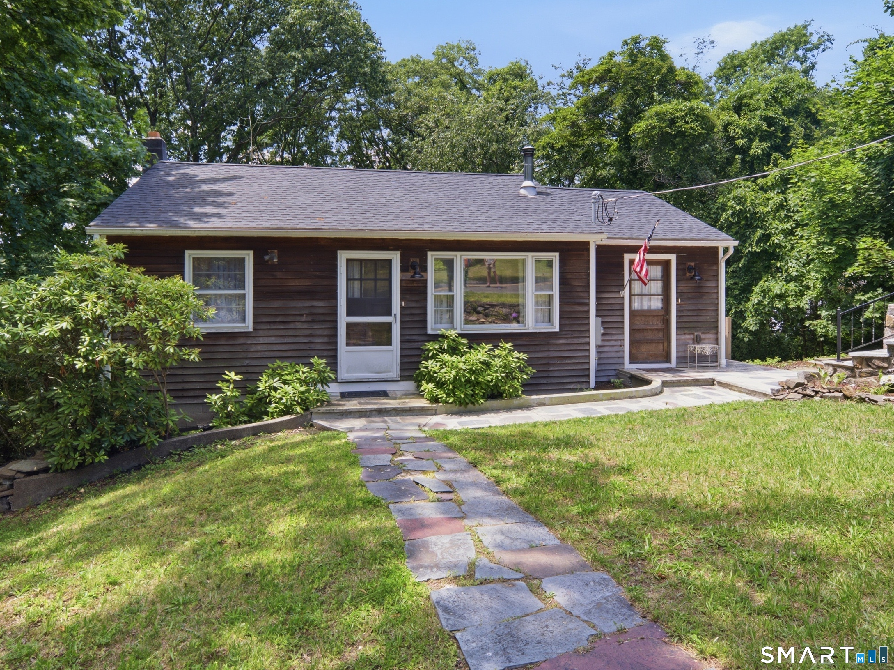 106 Carol Street, Danbury, CT 06810 | For Sale at $424,750