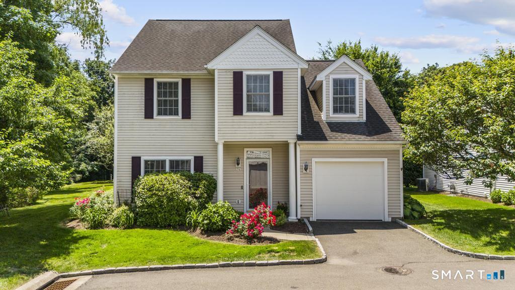78 Village Court, 78, Wilton, CT 06897 | For Sale at $985,000