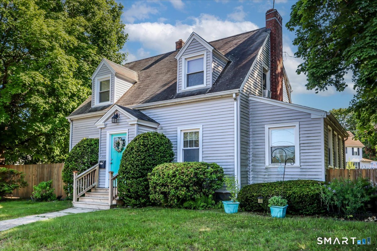 295 Nichols Avenue, Stratford, CT 06614 | For Sale at $409,900