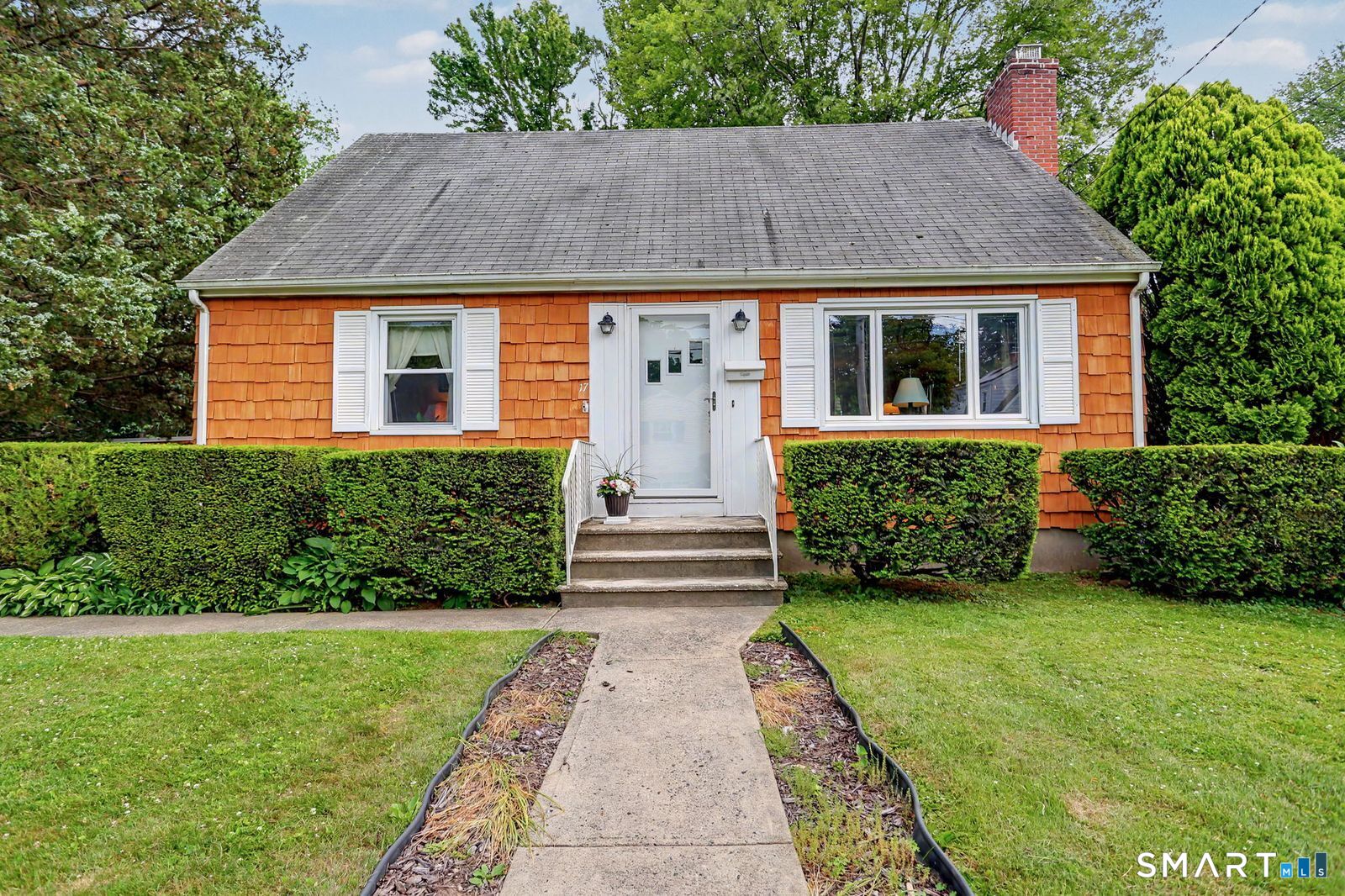 17 Newfield Street, Norwalk, CT 06850 | For Sale at $599,000