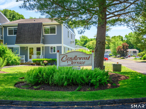  condo home for sale located at 6 Rose Lane, 1-4, Danbury, CT 06811