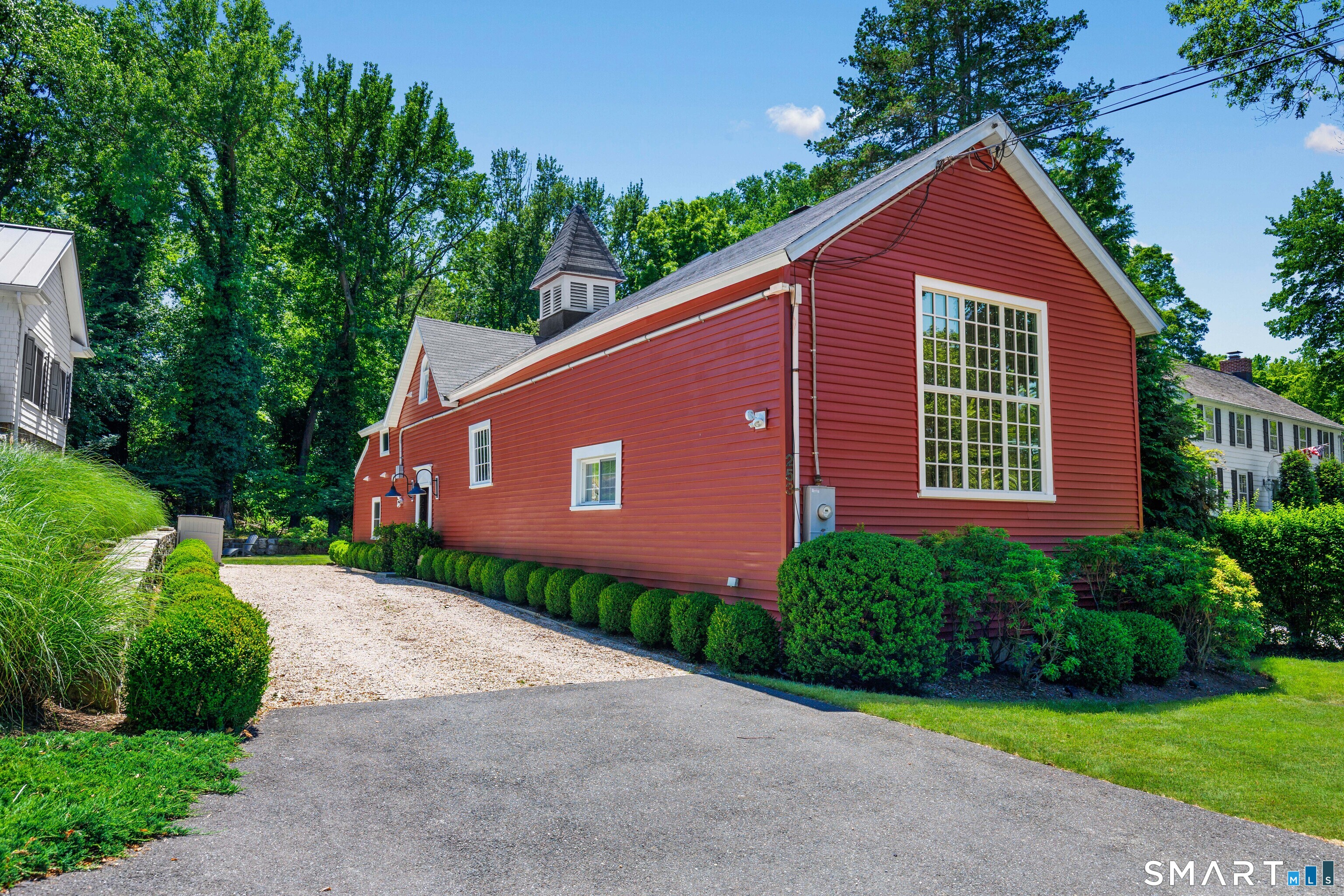 253 Tokeneke Road, Darien, CT 06820 | For Sale at $1,450,000