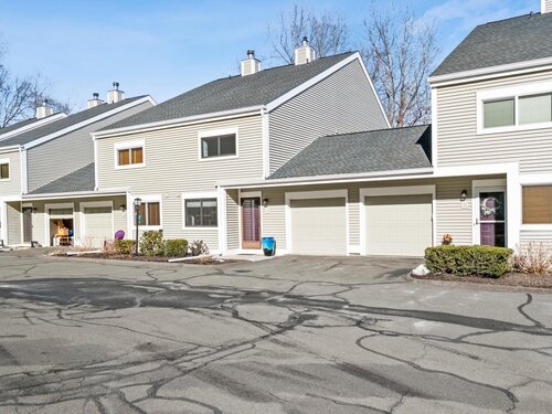  townhouse condo for sale located at 33 Eagle Rock Hill, 33, Bethel, CT 06801