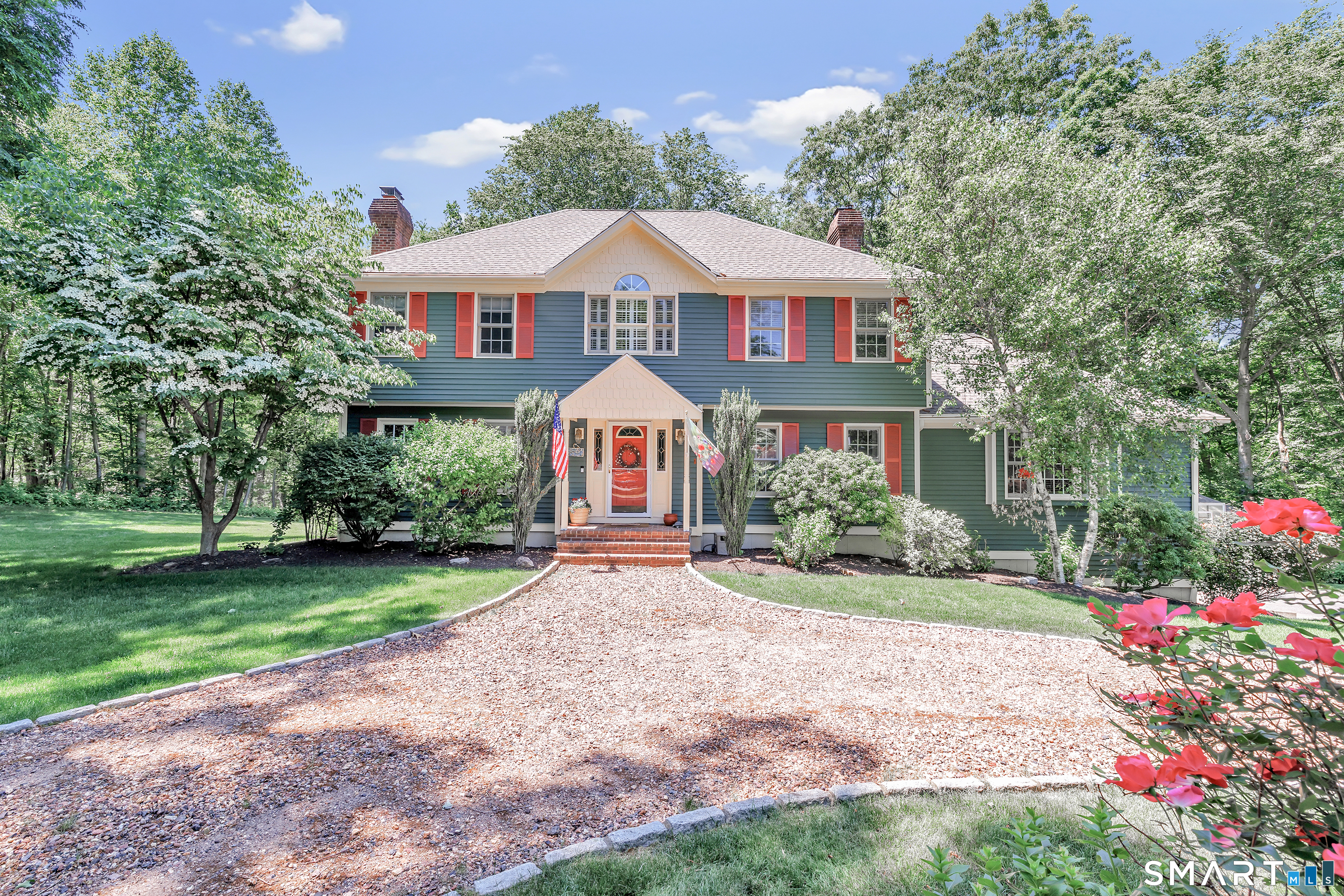 995 Beaver Dam Road, Stratford, CT 06614 | For Sale at $795,000