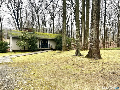  single family home for sale located at 25 Lords Highway East, Weston, CT 06883