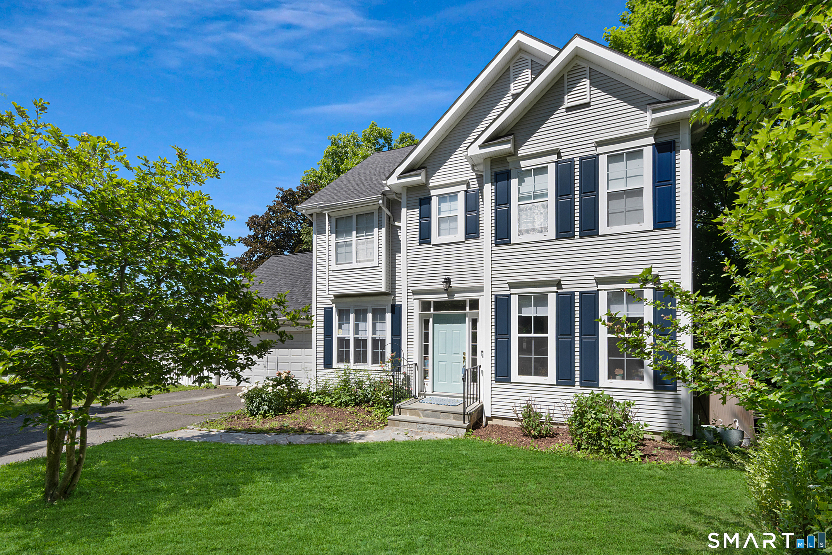 44 Cricket Lane, Fairfield, CT 06825 | For Sale at $749,000