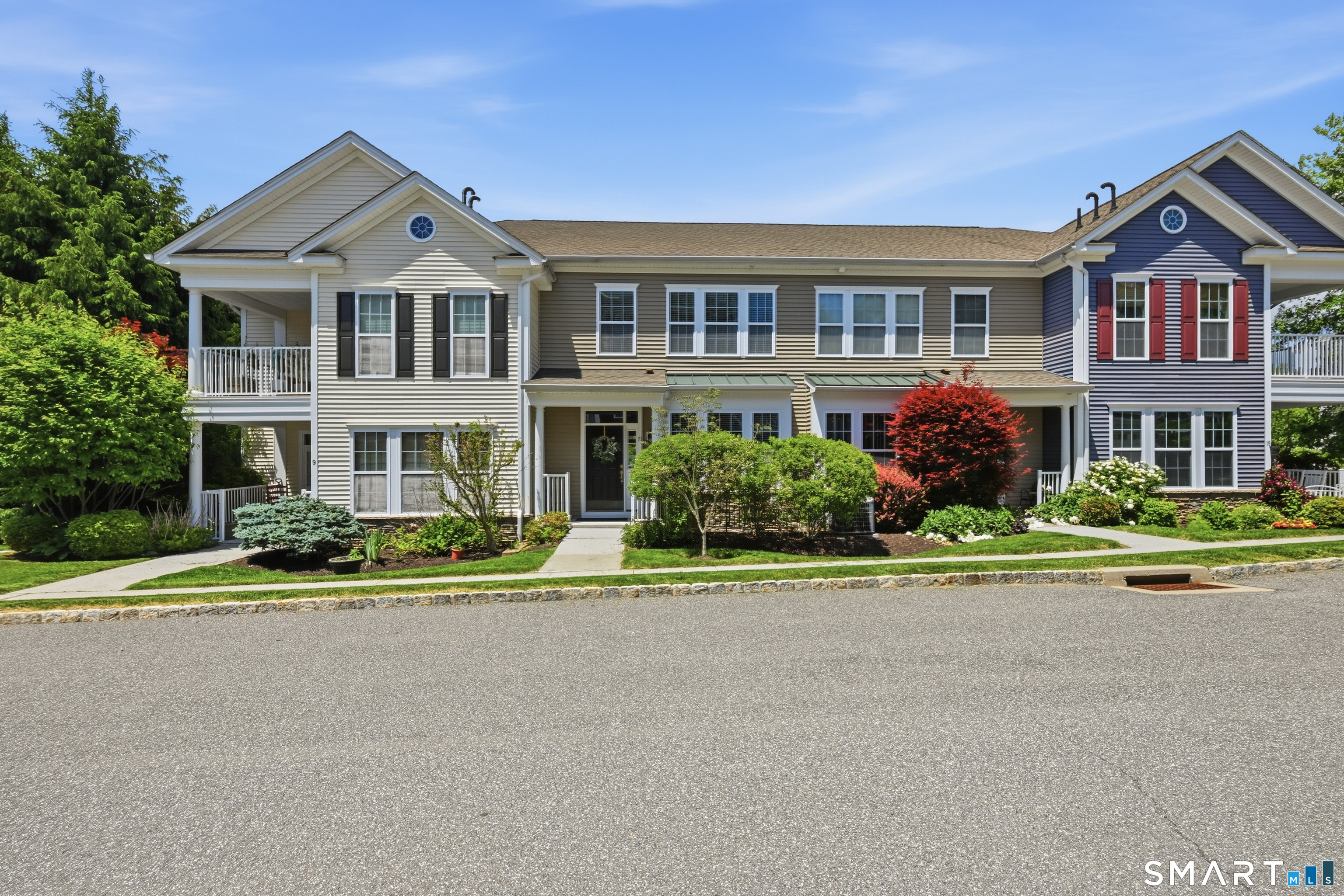 11 Orwich Court, 11, Danbury, CT 06810 | For Sale at $649,900
