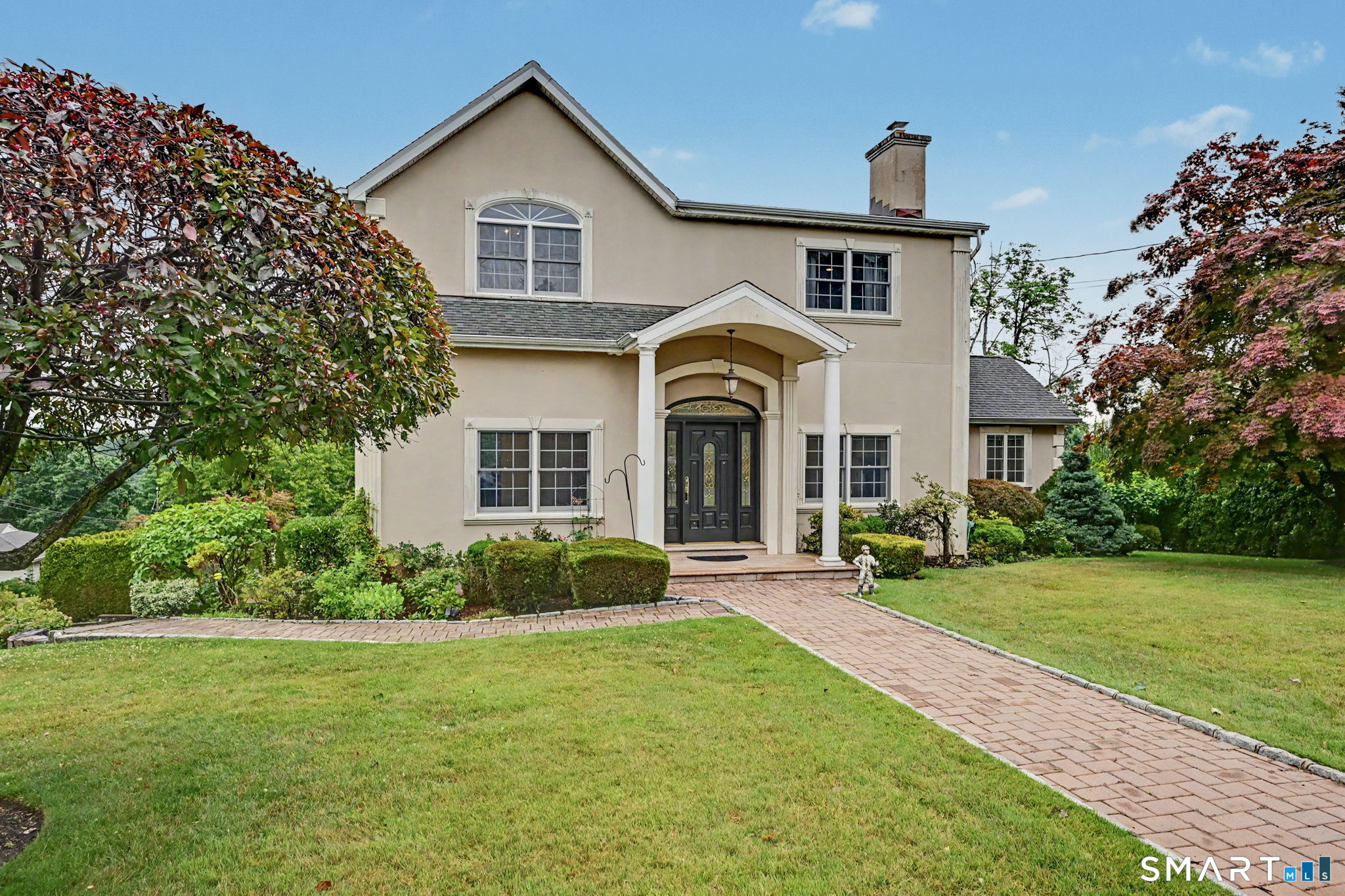 52 Francis Lane, Greenwich, CT 06831 | For Sale at $1,895,000
