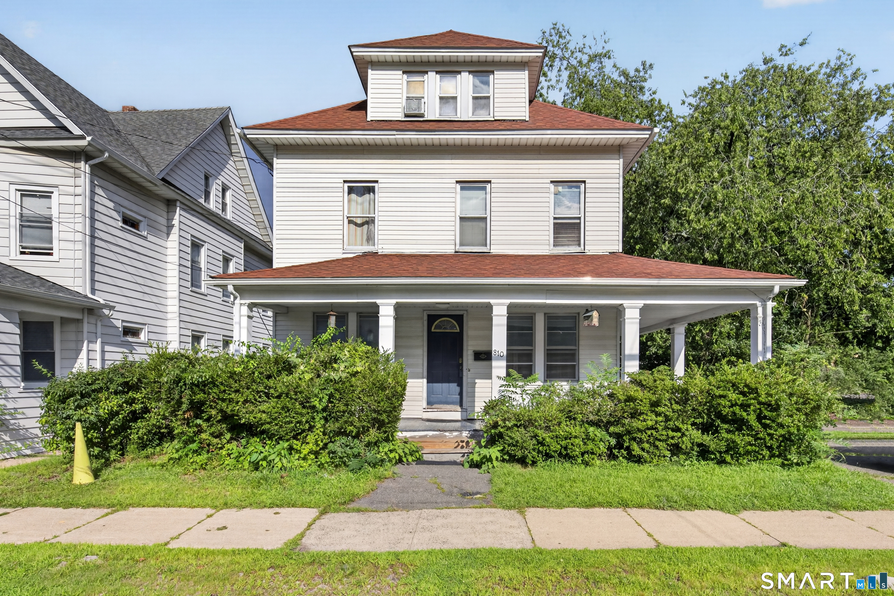 810 Briarwood Avenue, Bridgeport, CT 06604 | For Sale at $394,900