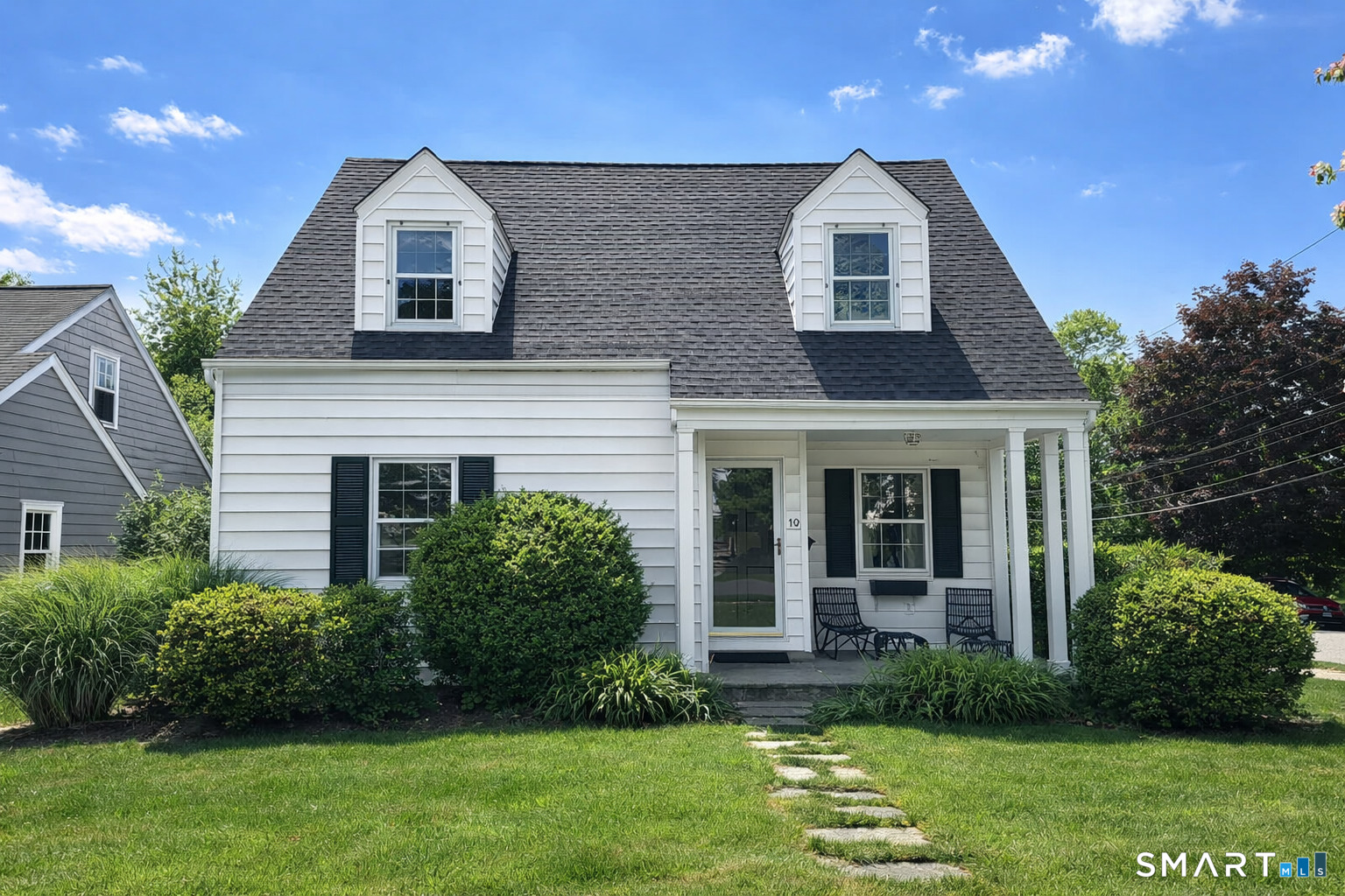 10 Ludlow Manor, Norwalk, CT 06855 | For Sale at $999,000