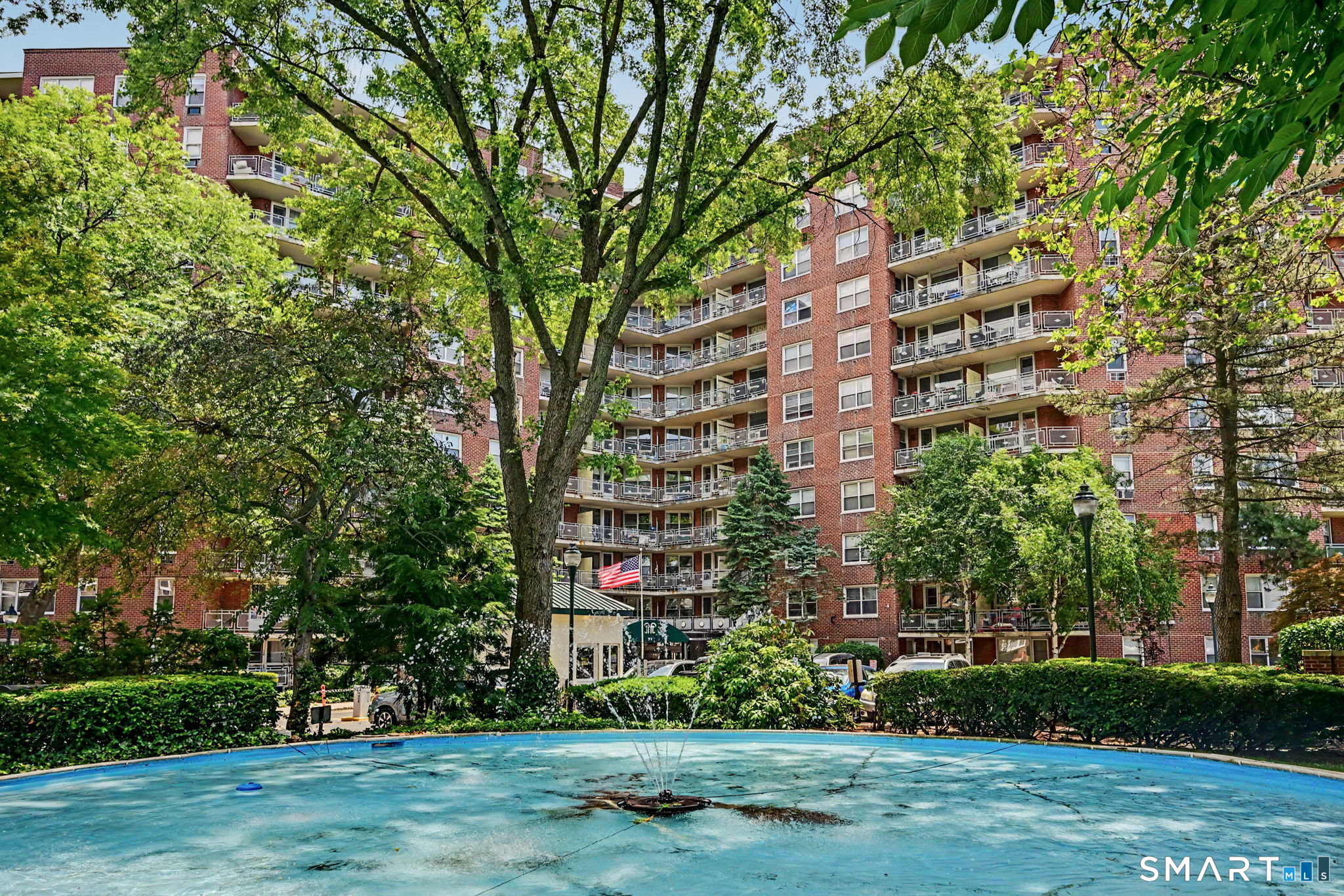 71 Strawberry Hill Avenue, 909, Stamford, CT 06902 | For Sale at $248,000