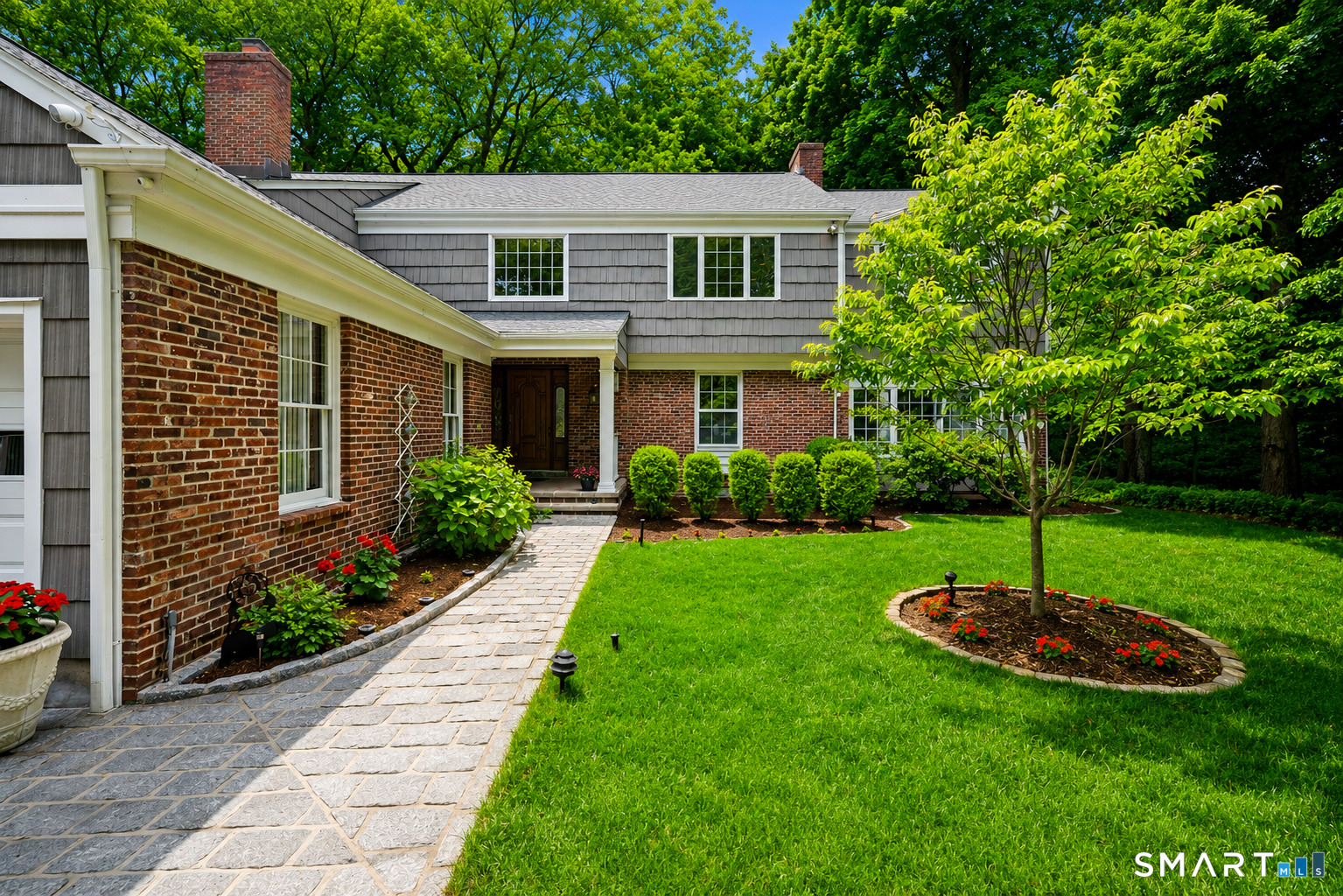 12 Settlers Trail, Darien, CT 06820 | Sold at $2,999,999