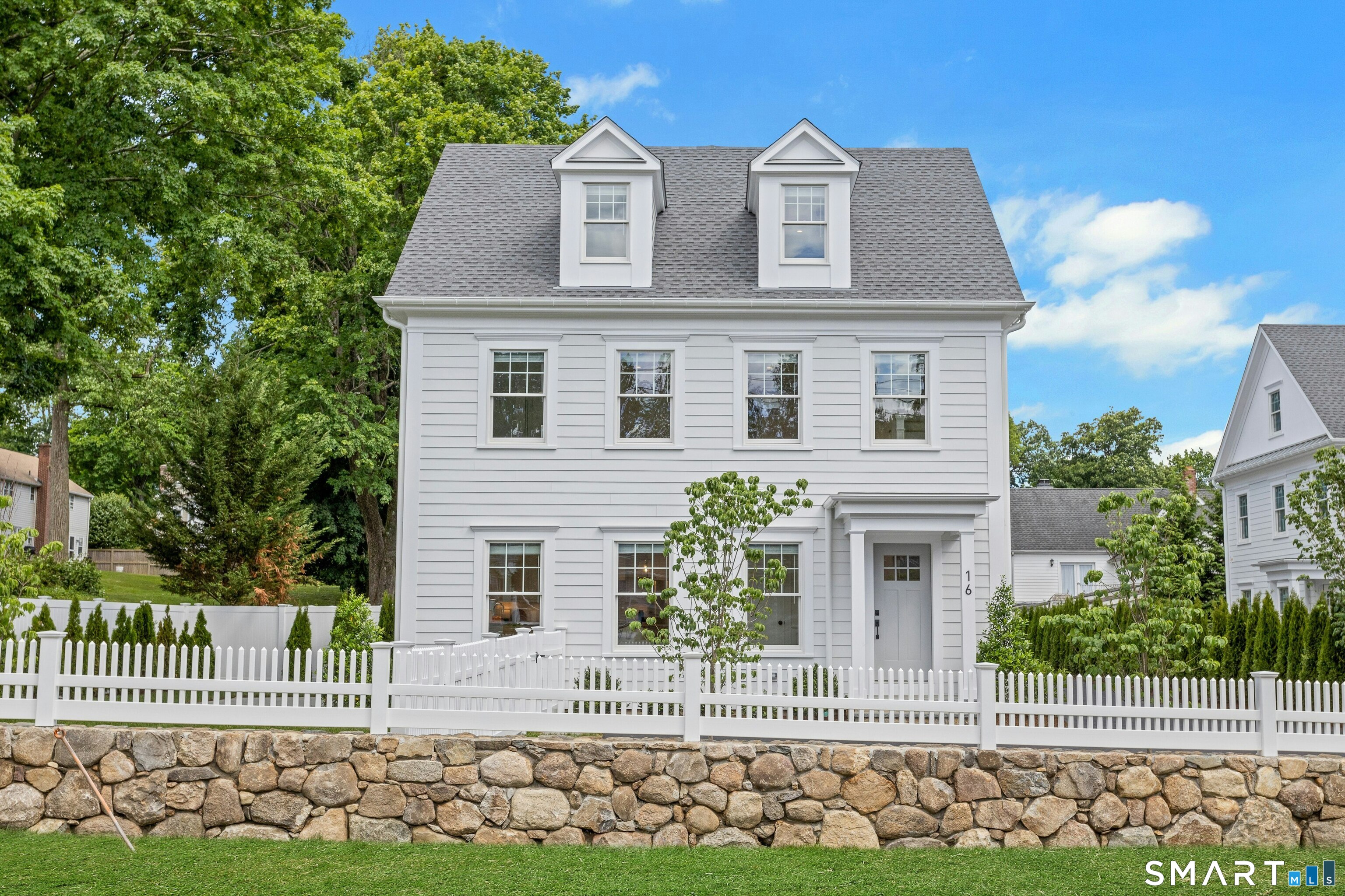 16 Old Stamford Road, New Canaan, CT 06840 | For Sale at $2,950,000
