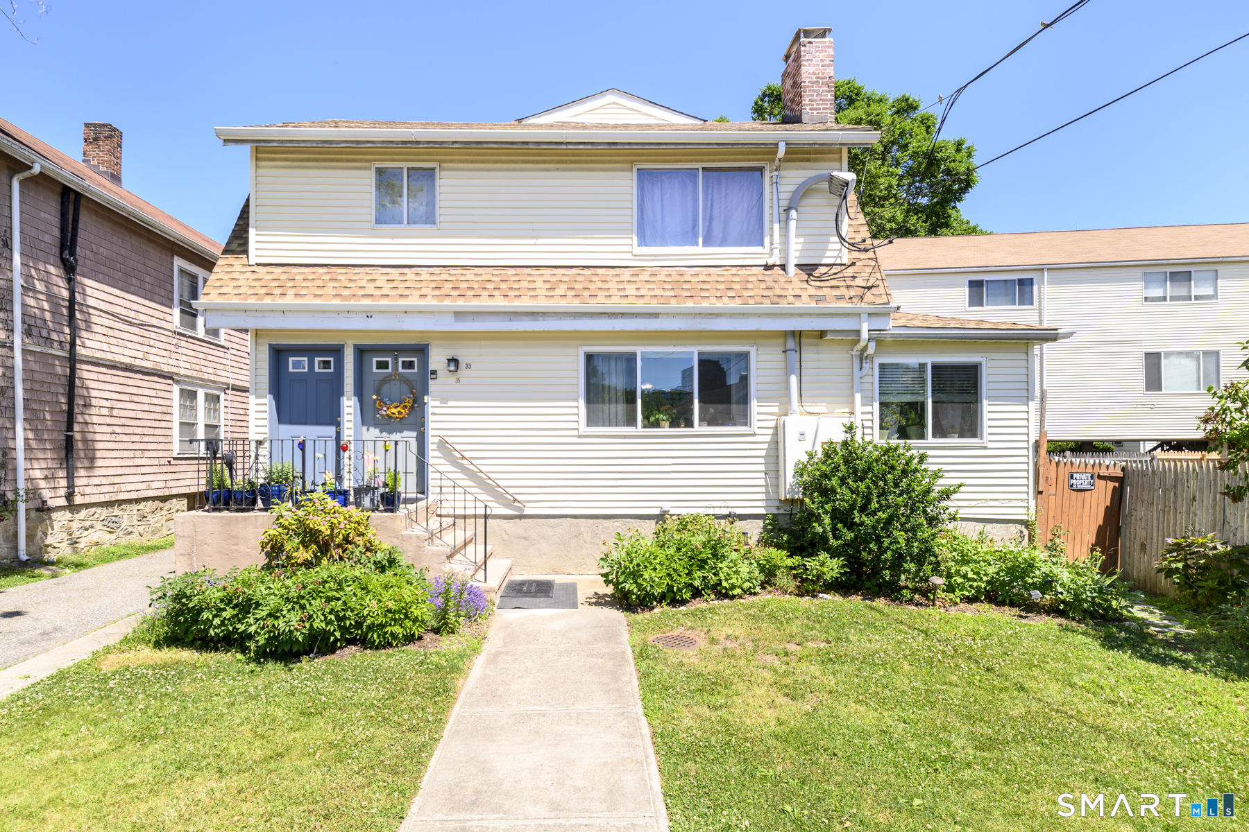2 Washington Court, 6, Stamford, CT 06902 | For Sale at $490,000