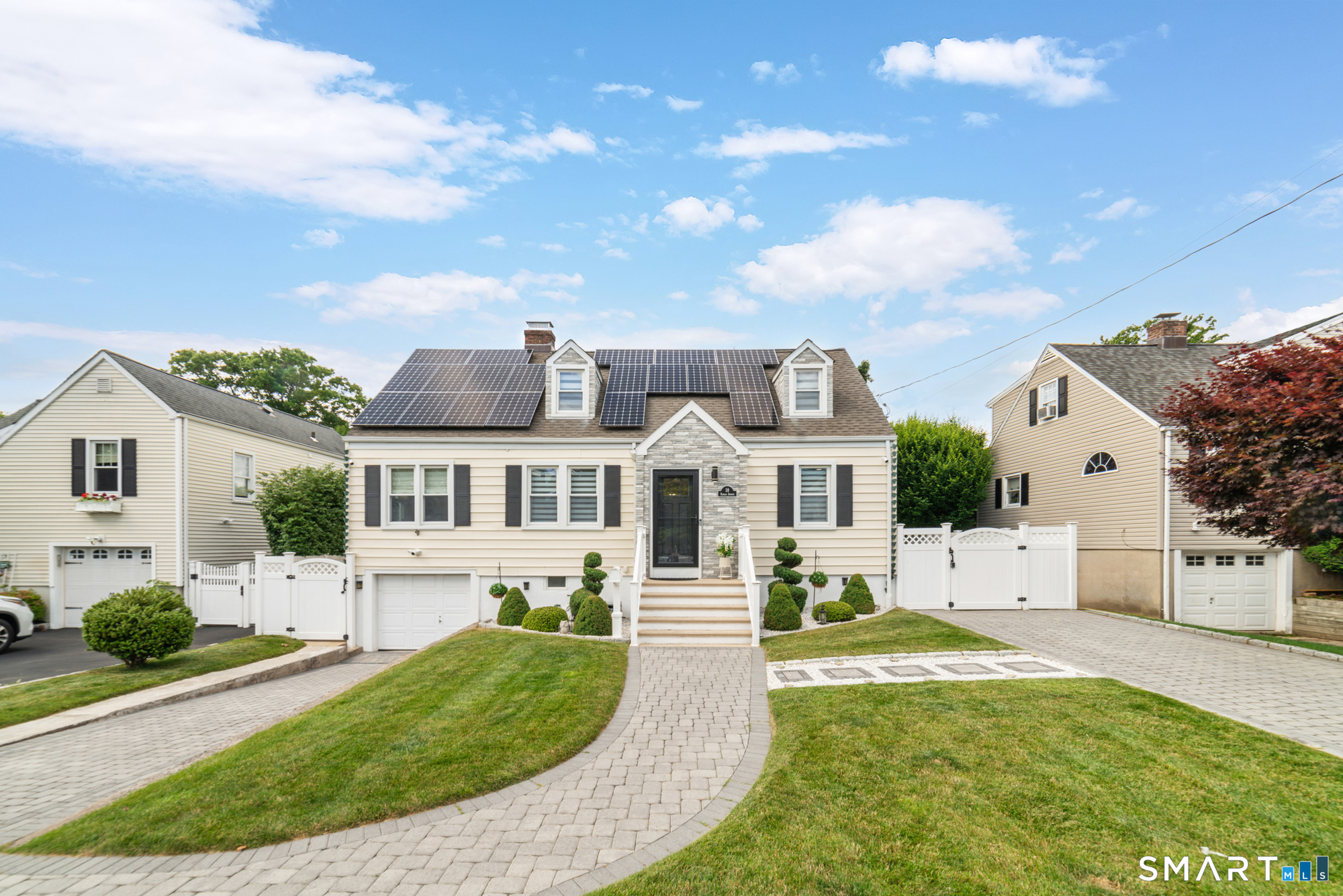 18 Fairlea Avenue, Stratford, CT 06614 | For Sale at $599,900
