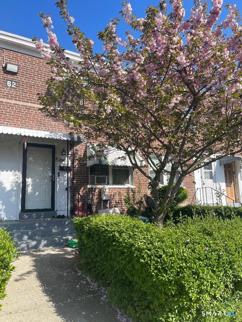 174 Courtd, Bld62 Success Avenue, Bridgeport, CT 06610 | For Sale at $68,900