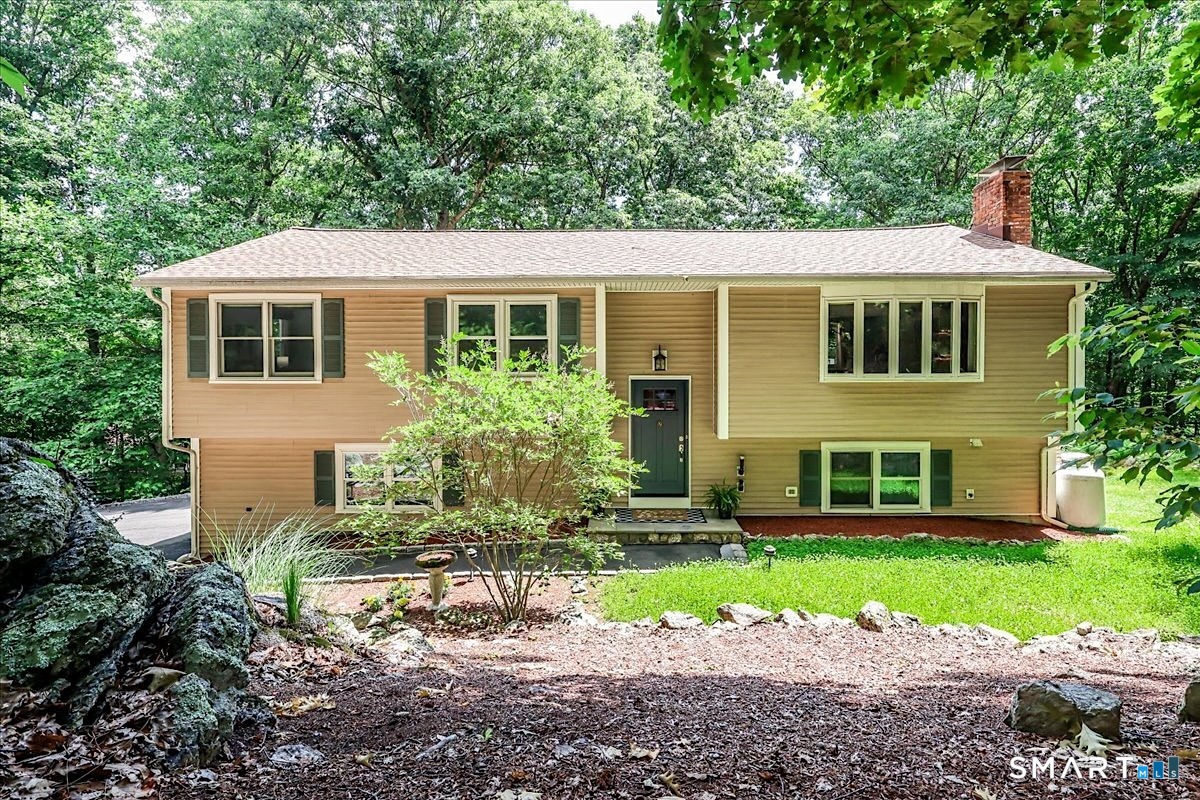 23 Cedar Hill Road, Newtown, CT 06470 | For Sale at $585,000