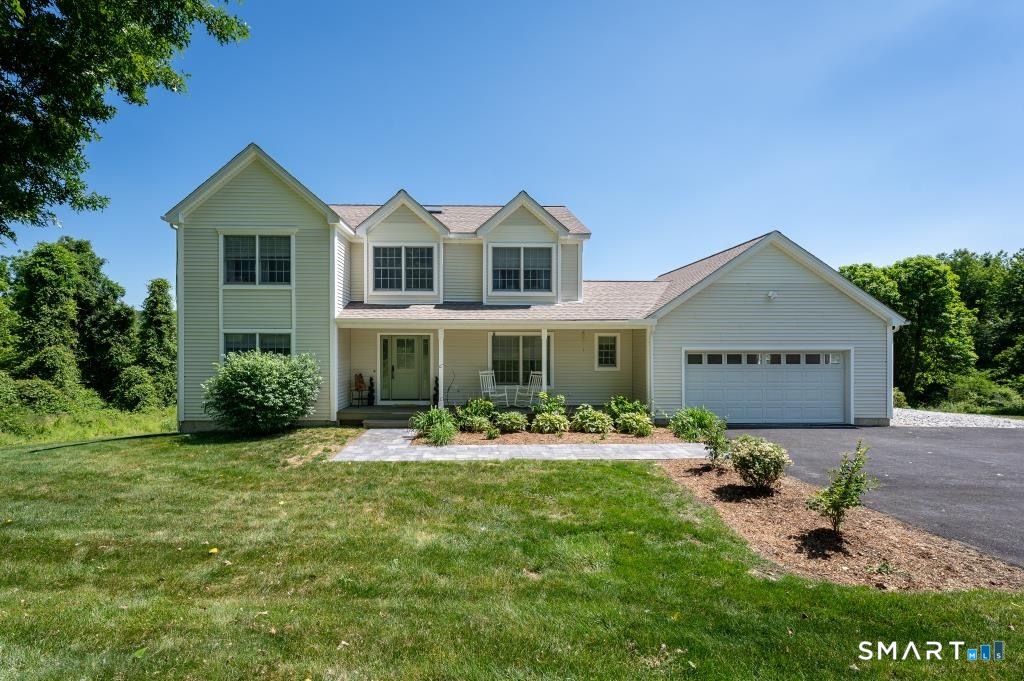 4 Fleetwood Lane, Brookfield, CT 06804 | For Sale at $709,000