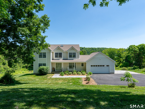  single family home for sale located at 4 Fleetwood Lane, Brookfield, CT 06804