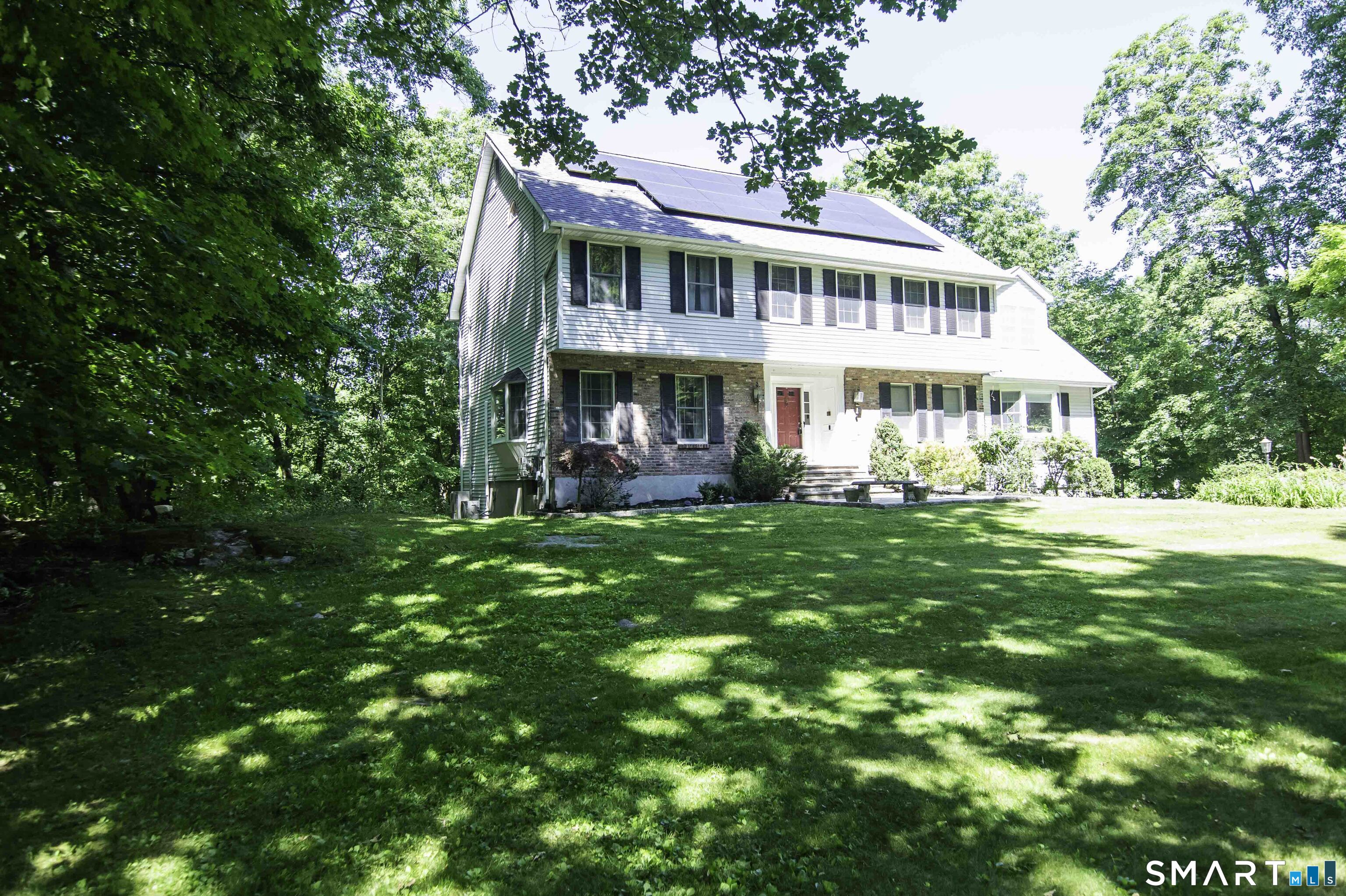 18 Hickory Lane, New Fairfield, CT 06812 | For Sale at $799,999