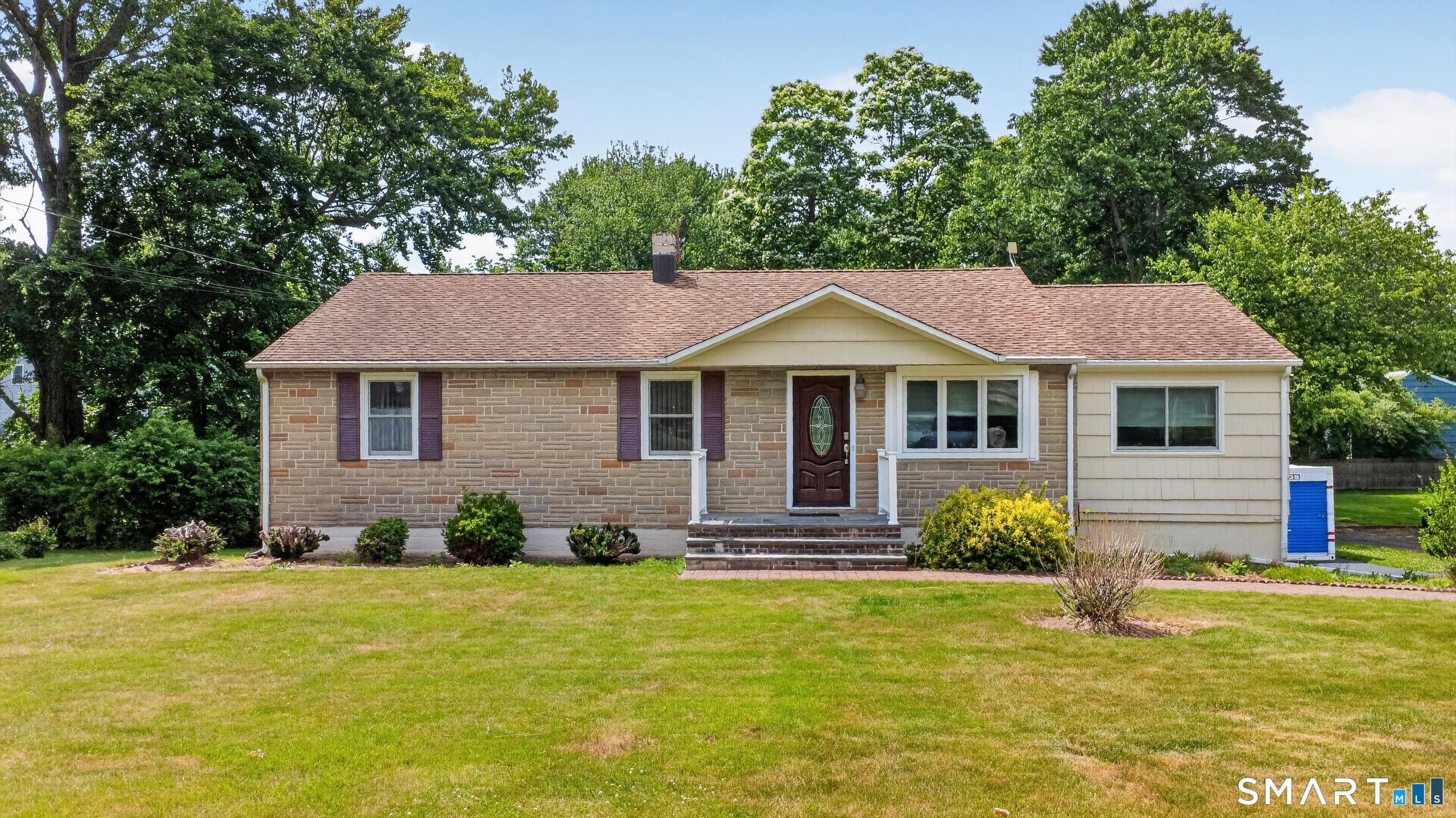 529 Burroughs Road, Fairfield, CT 06824 | For Sale at $715,000