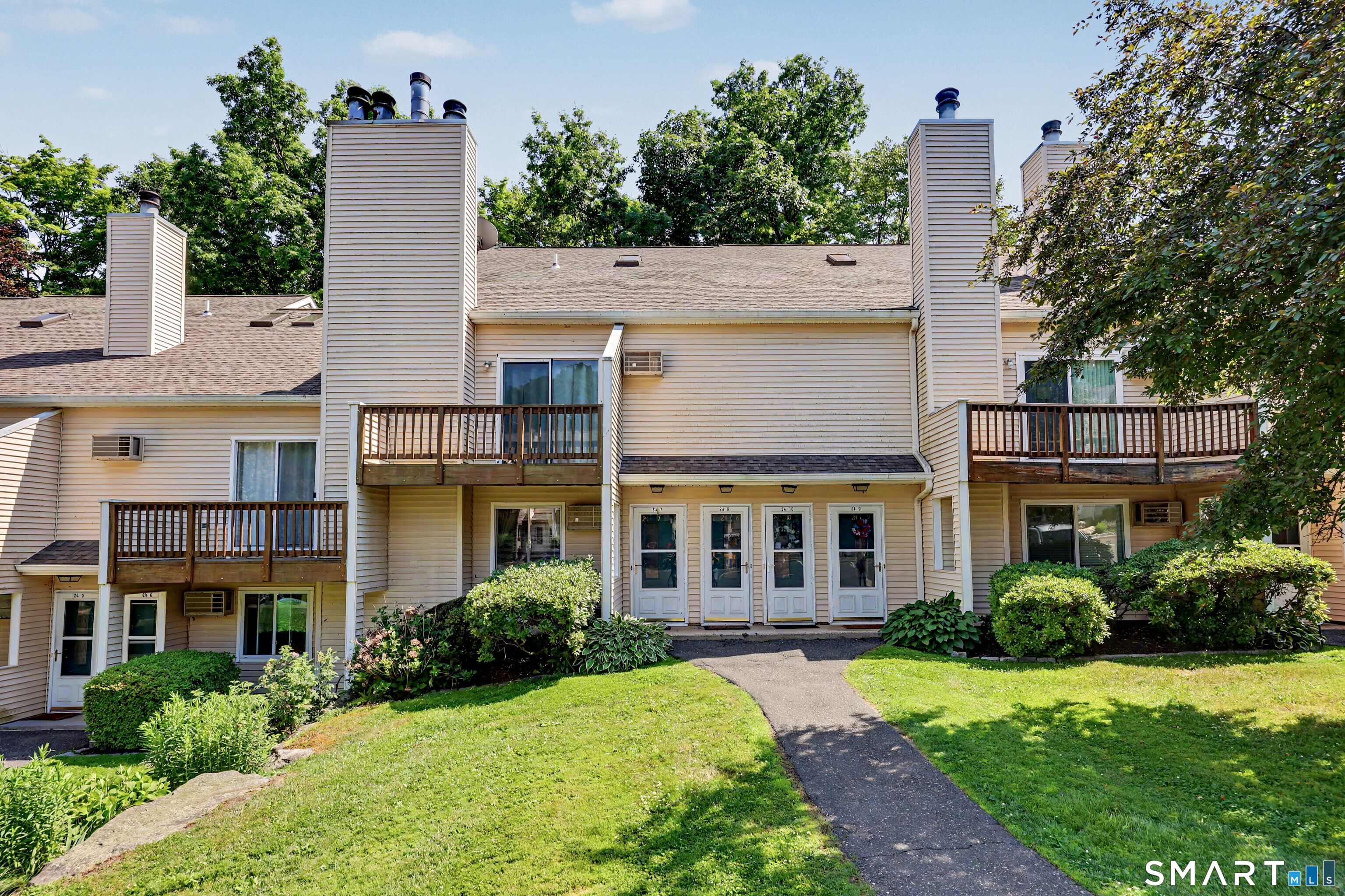 8 Rose Lane, 24-7, Danbury, CT 06811 | For Sale at $239,900