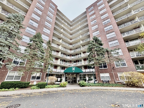  condo home for sale located at 71 Strawberry Hill Avenue, 421, Stamford, CT 06902