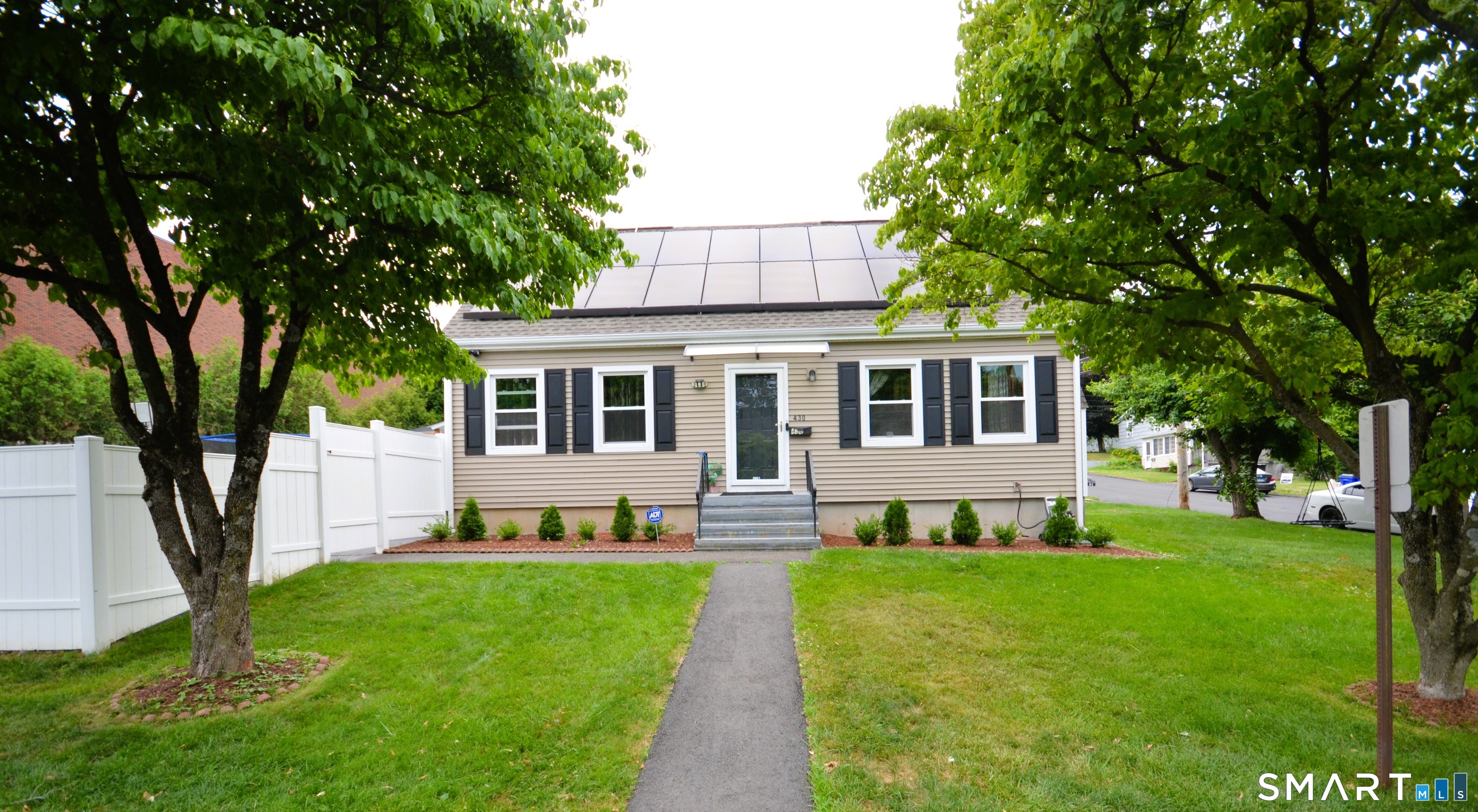430 Berkeley Road, Fairfield, CT 06825 | For Sale at $650,000