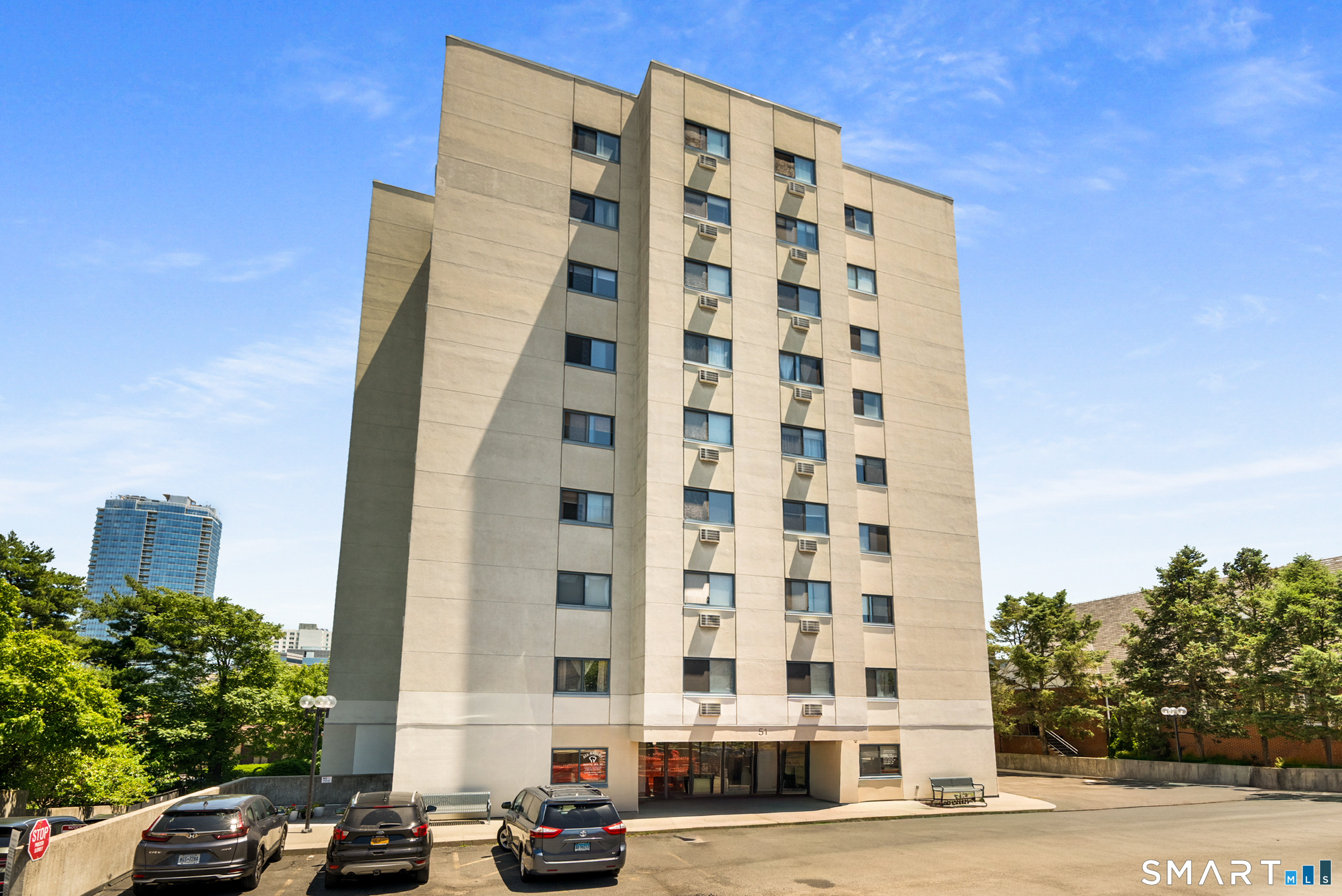 51 Schuyler Avenue, 6f, Stamford, CT 06902 | For Sale at $299,000