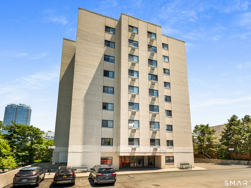  condo home for sale located at 51 Schuyler Avenue, 6f, Stamford, CT 06902