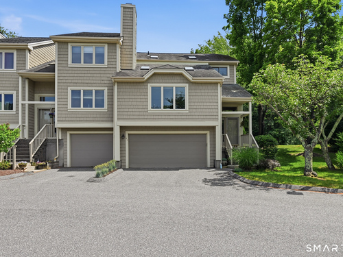  townhouse condo for sale located at 12 Boulevard Drive, 23-141, Danbury, CT 06810