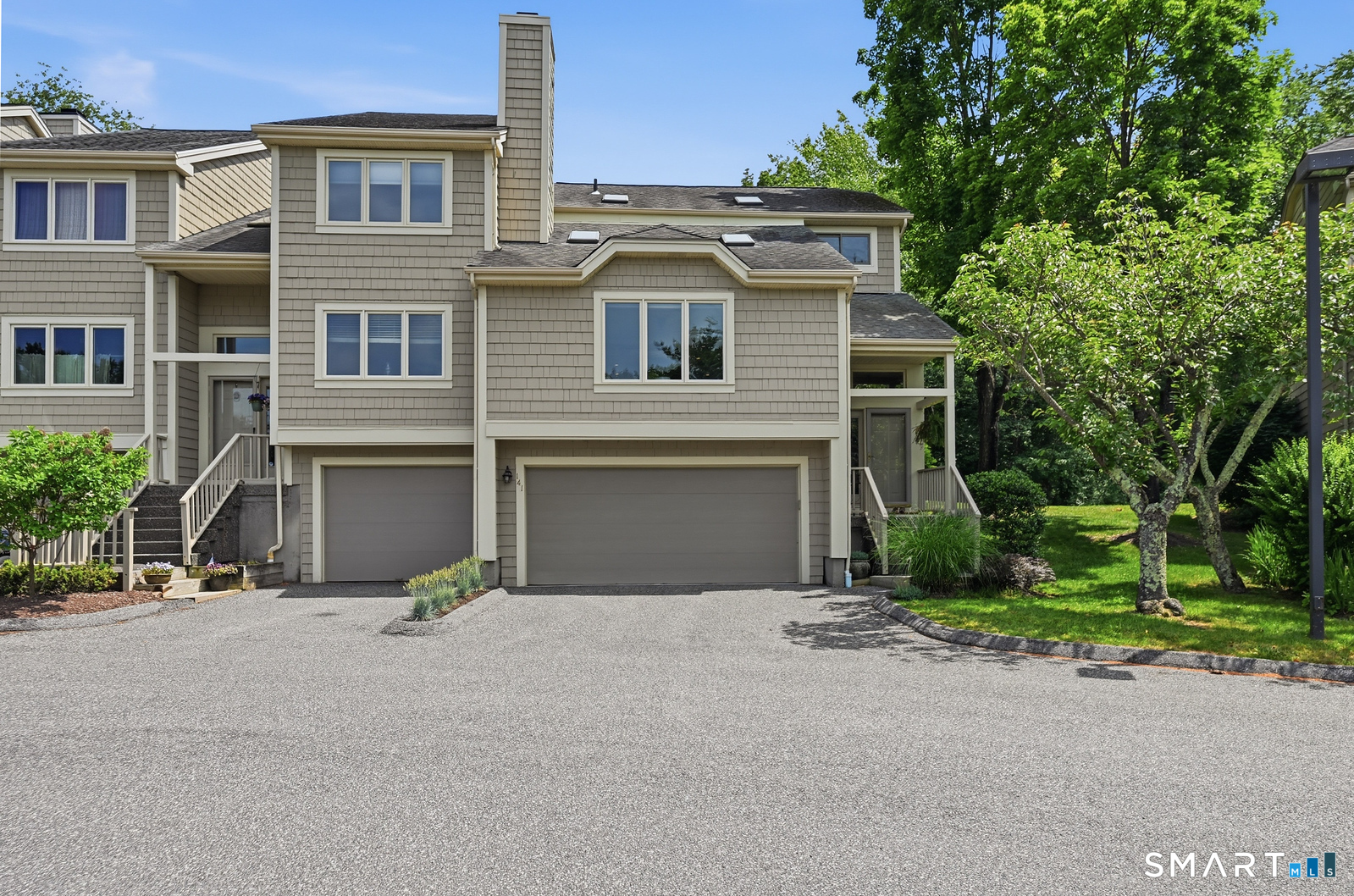 12 Boulevard Drive, 23-141, Danbury, CT 06810 | For Sale at $719,000