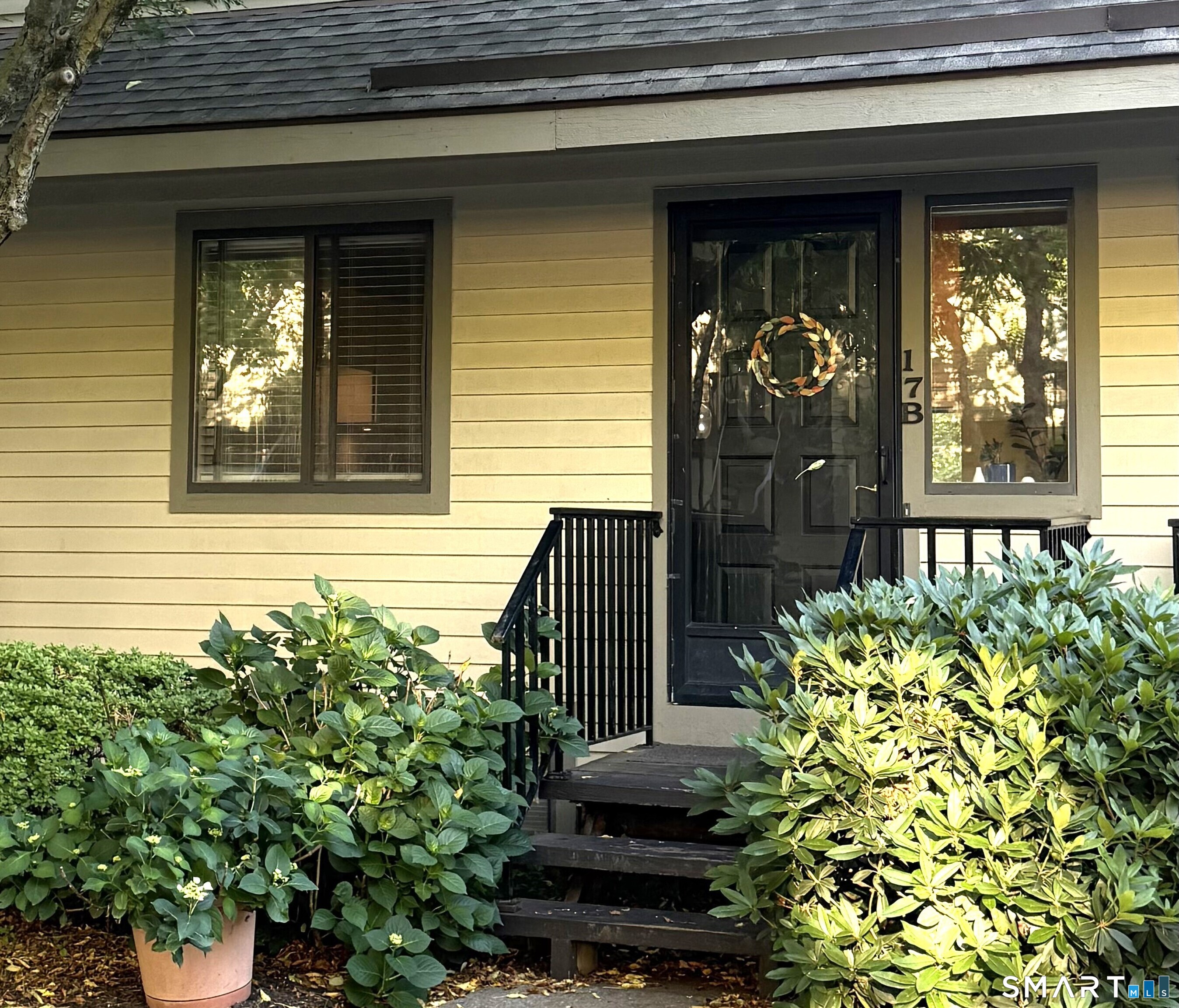 2435 Bedford Street, 17b, Stamford, CT 06905 | For Sale at $679,000