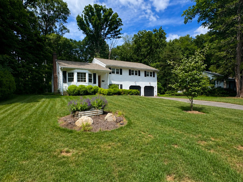  single family home for sale located at 122 Berrian Road, Stamford, CT 06905