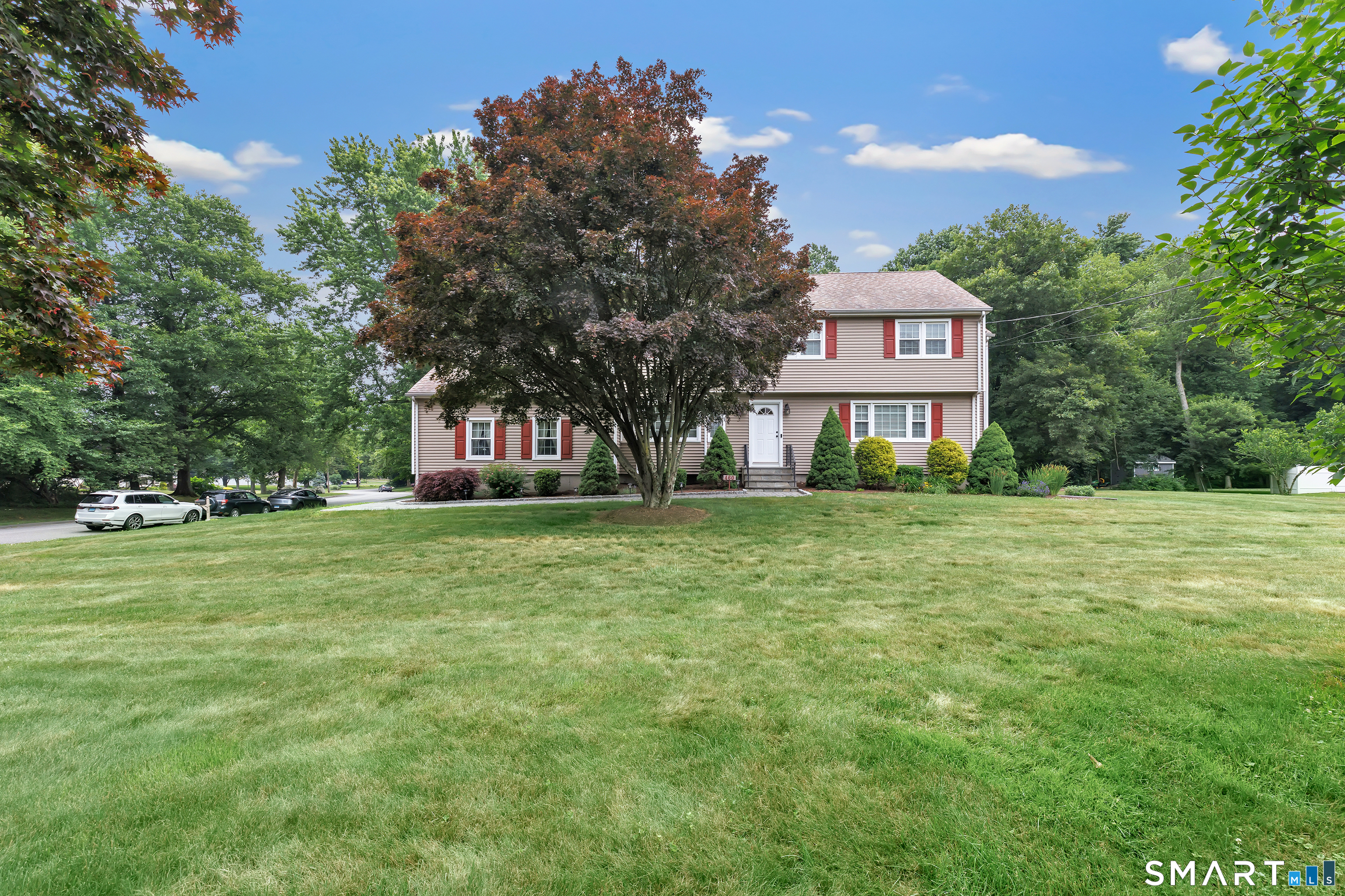 460 Stonehouse Road, Trumbull, CT 06611 | For Sale at $799,000