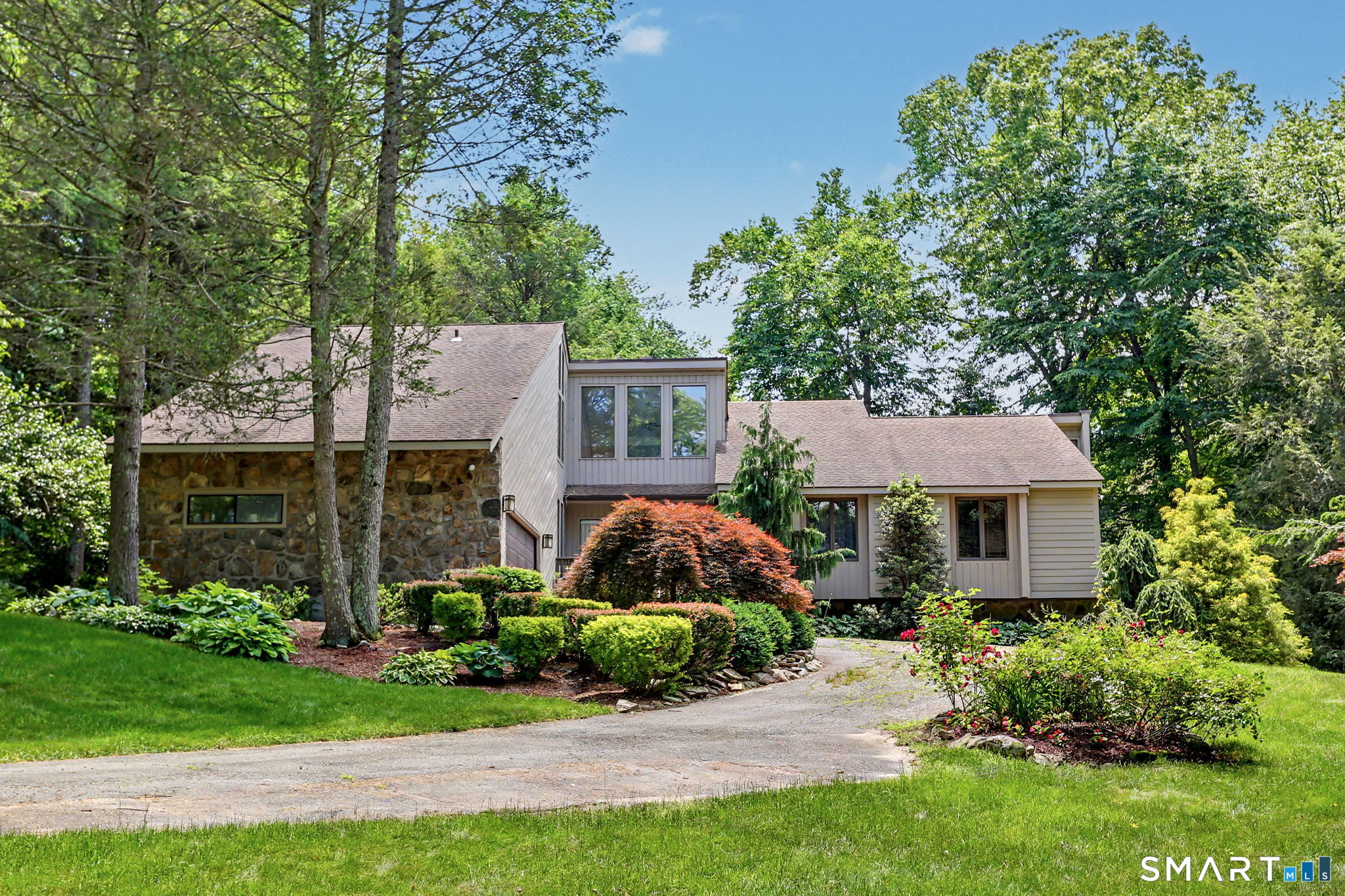 4 Scenic Hill Lane, Monroe, CT 06468 | For Sale at $799,900
