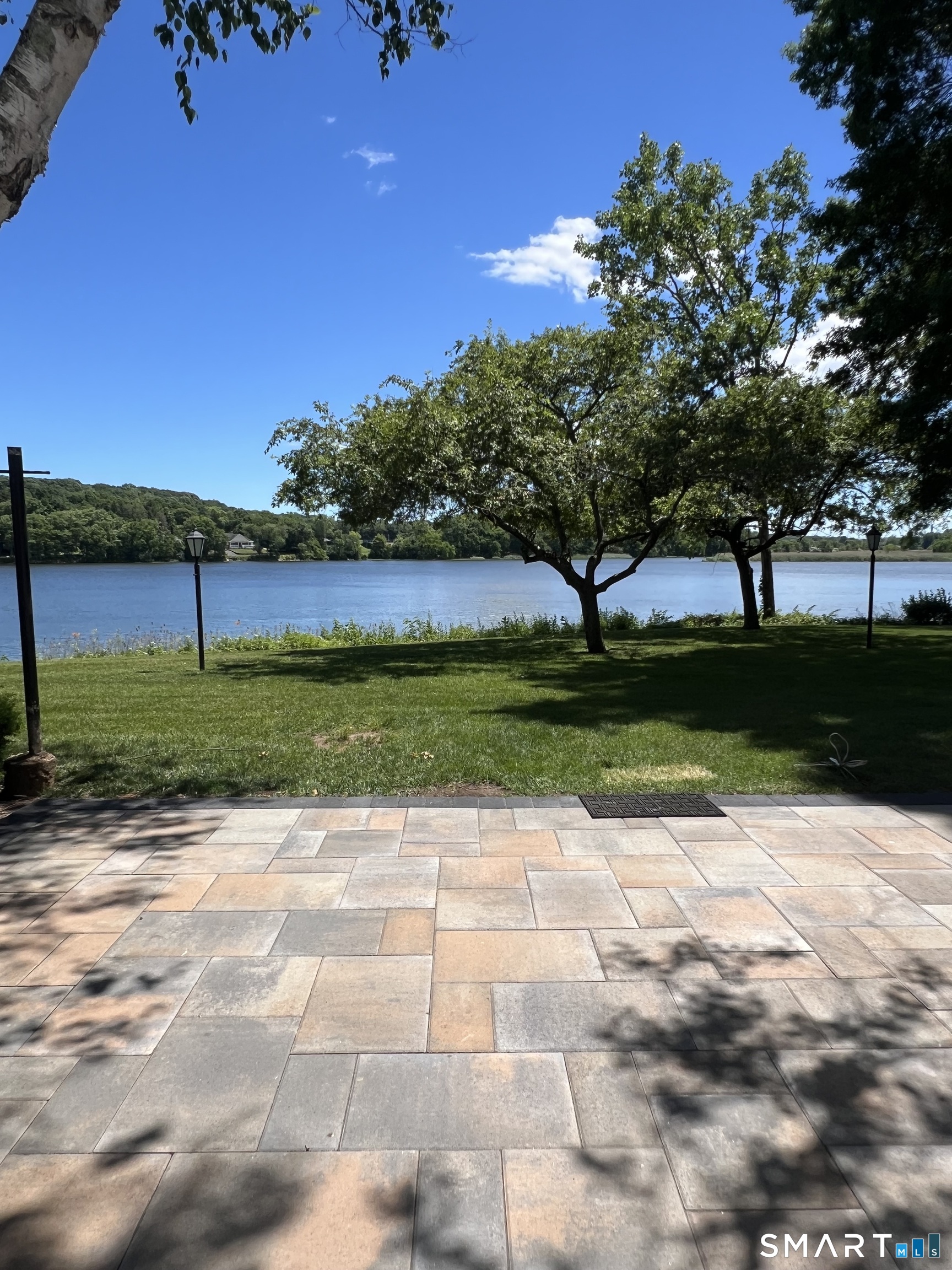 108 Jamestown Road, 108, Stratford, CT 06614 | For Sale at $639,000