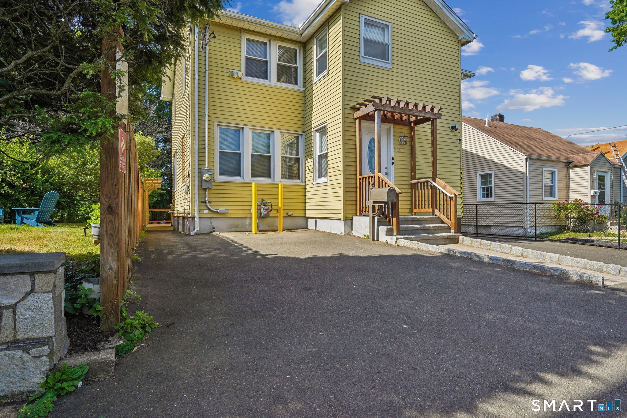 10 Wells Avenue, Stamford, CT 06902 | For Sale at $950,000
