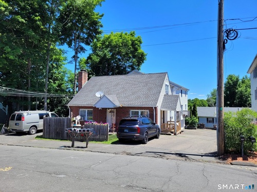  multi family home for sale located at 32 Merrimac Street, Danbury, CT 06810