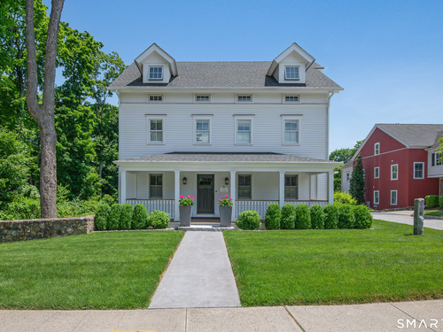  condo home for sale located at 500 Main Street, 6, Ridgefield, CT 06877